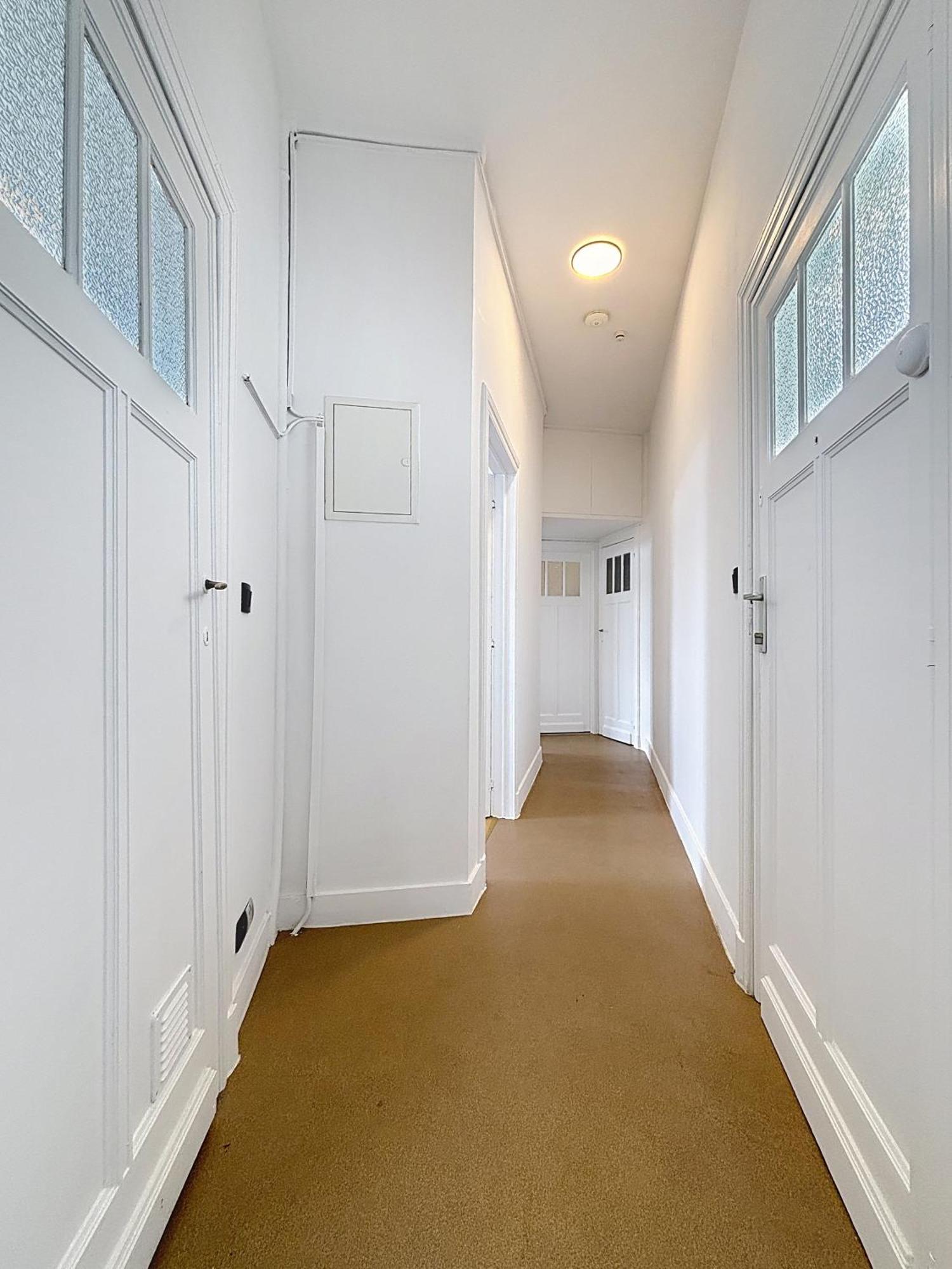 Apartment Basilique 1 *