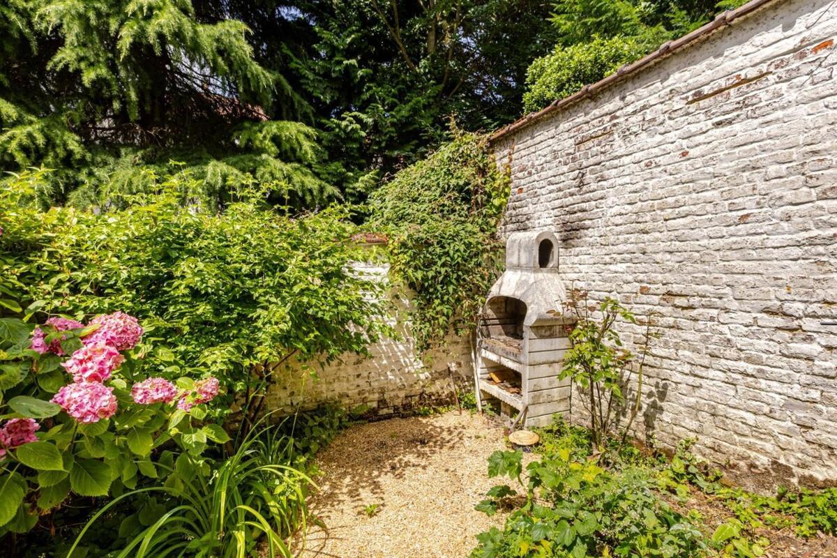 Maison Du Cinquantenaire - The Residential *