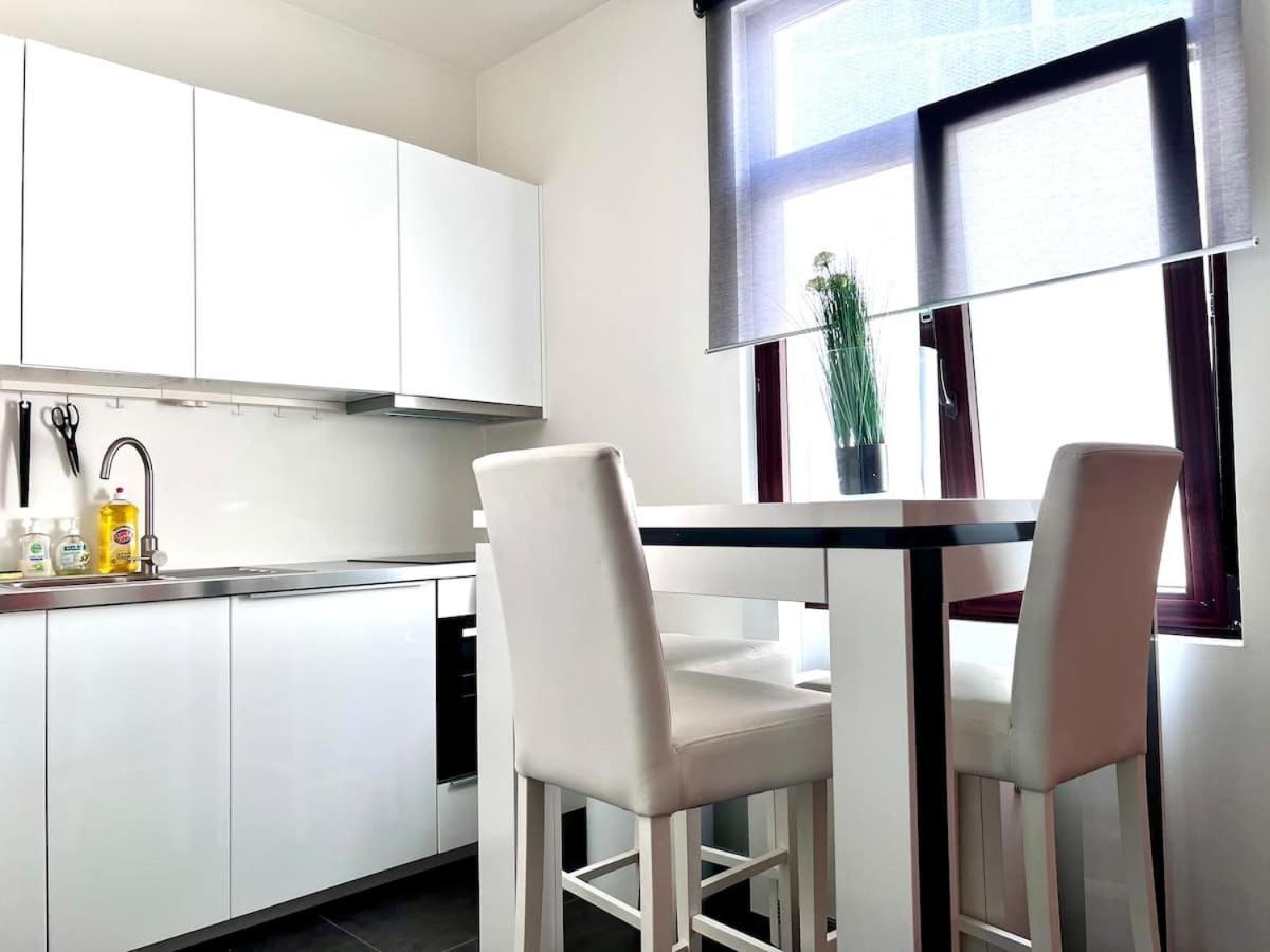 Apartment A Chic Haven In The Heart Of Urban Nature