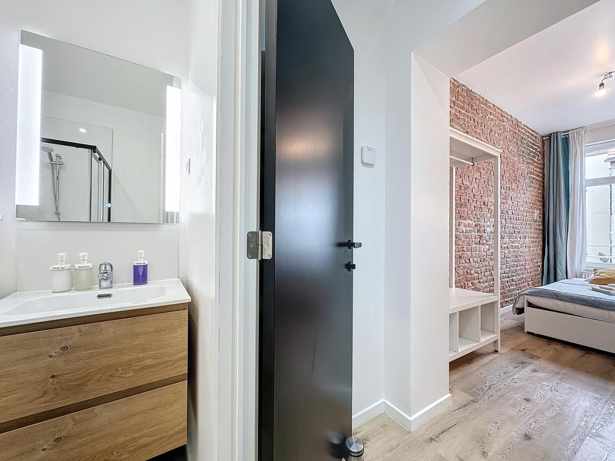 Modern For Rent Guest house Brussels