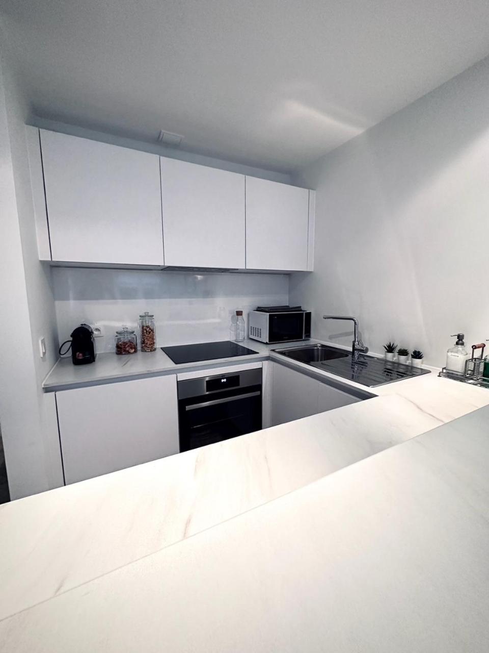 Magnificent In Sablon Apartment *