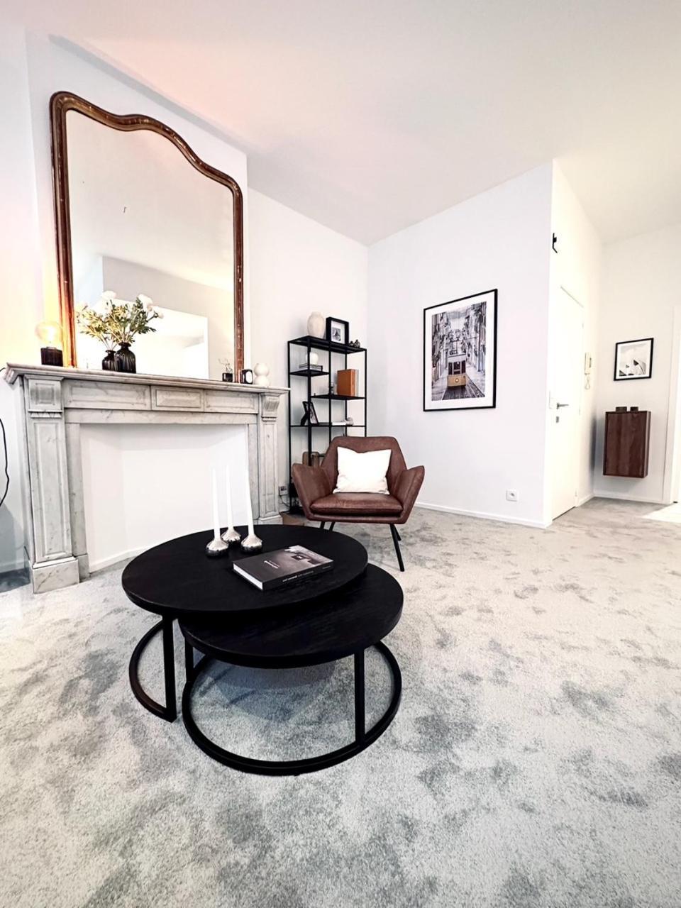 Magnificent In Sablon Apartment *
