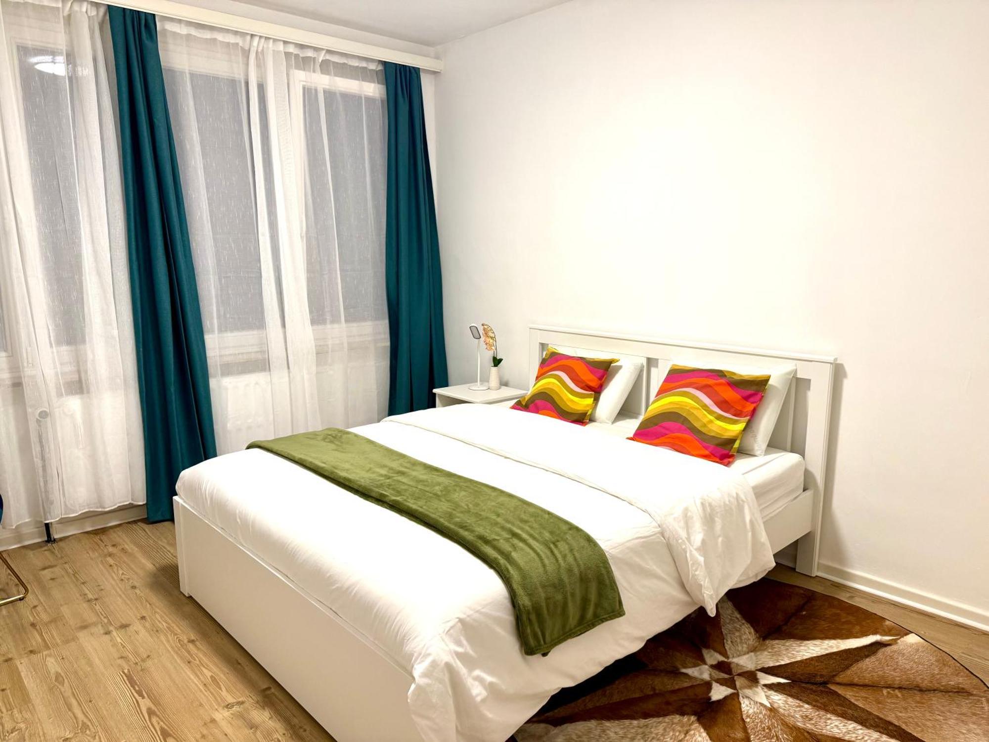 Atomium Canopy Apartment *