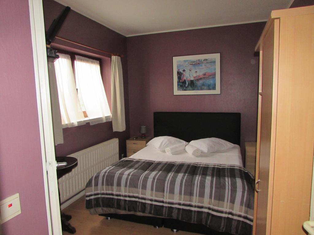 Tivoli Hotel 3*