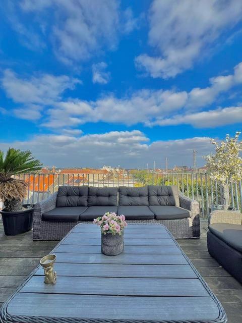 Luxury Loft Duplex Penthouse Of 190m2 & Free Parking ! Bruxelas