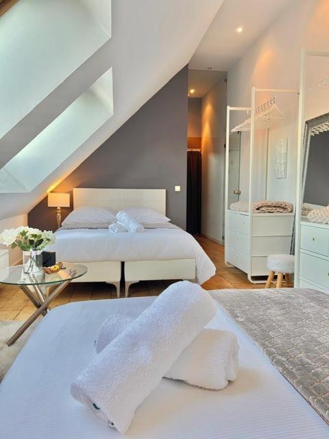 Luxury Loft Duplex Penthouse Of 190m2 & Free Parking ! Apartamento *