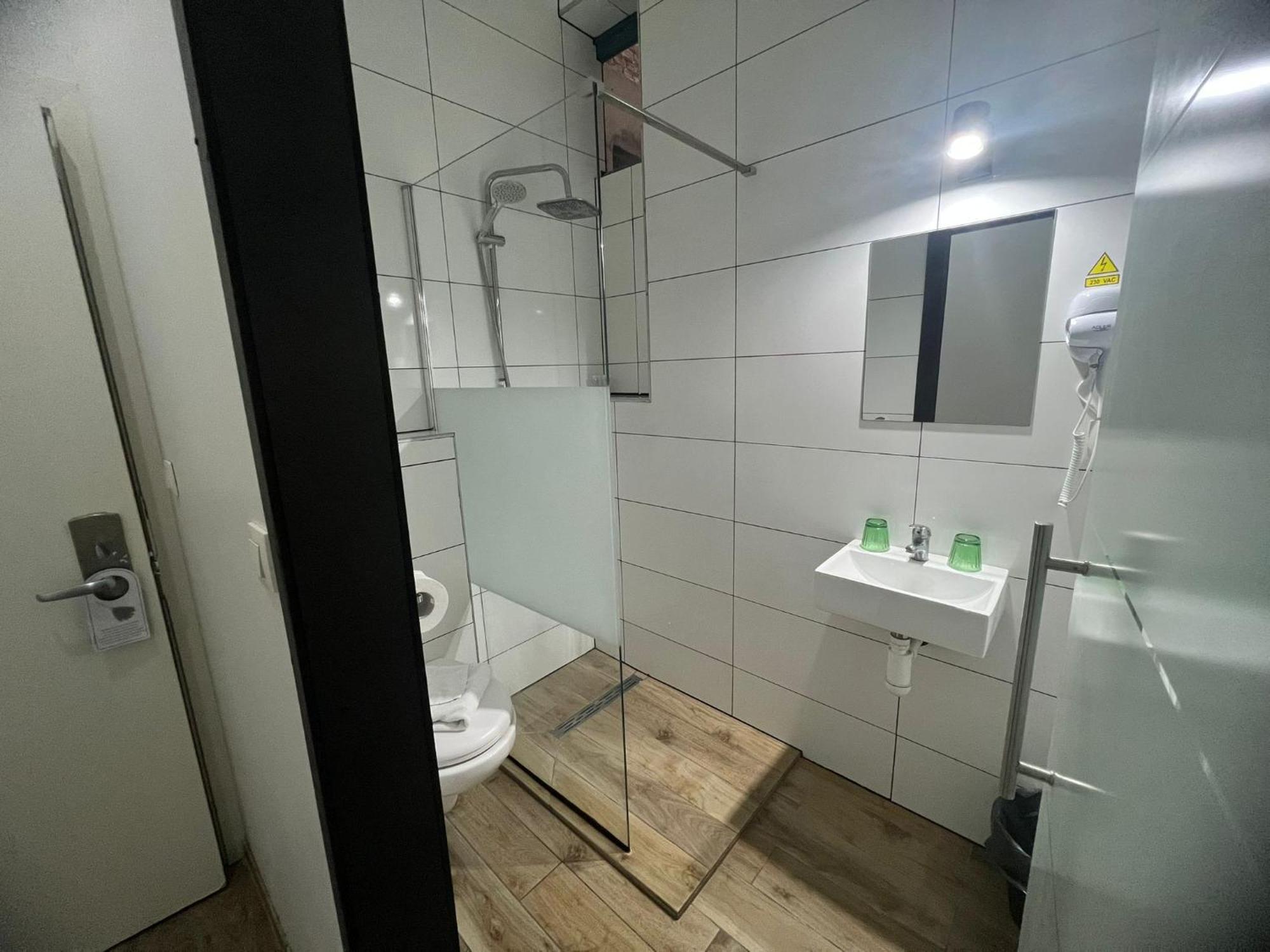 Hotel Abberdeen 2*