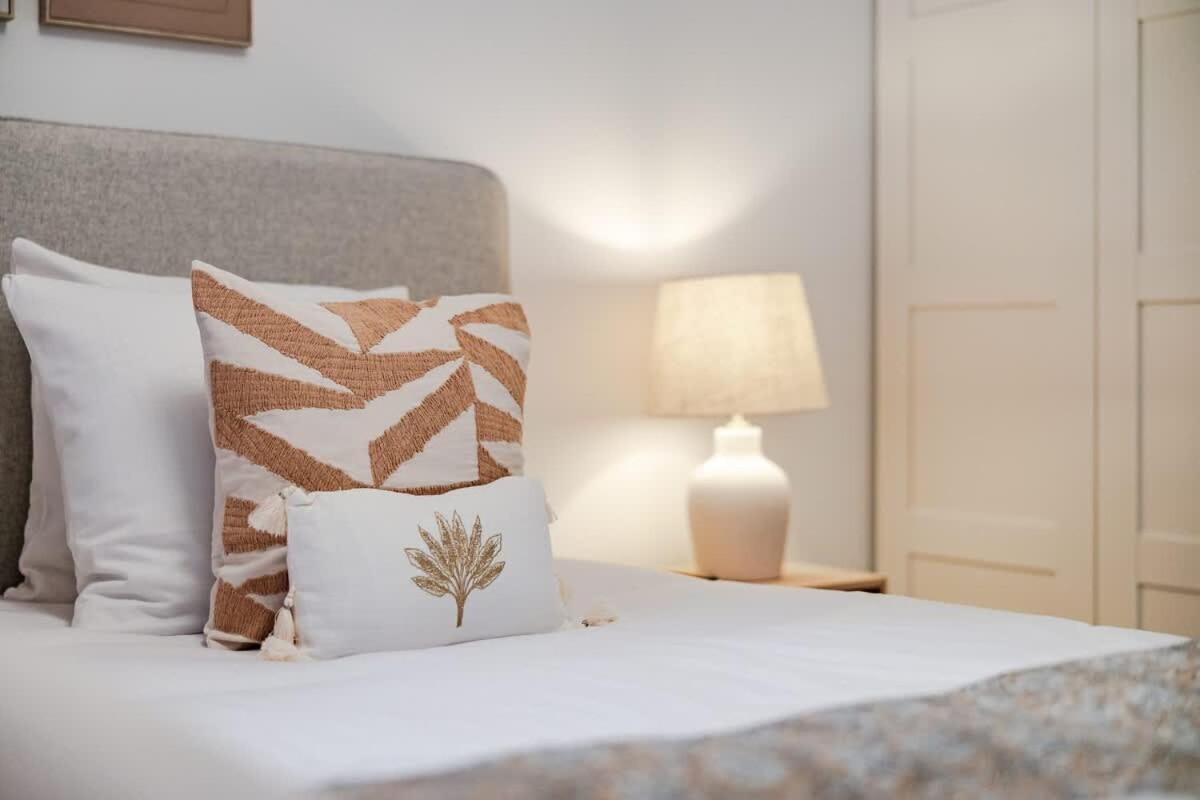 Contemporary Comfort In The Heart Of The Brussels