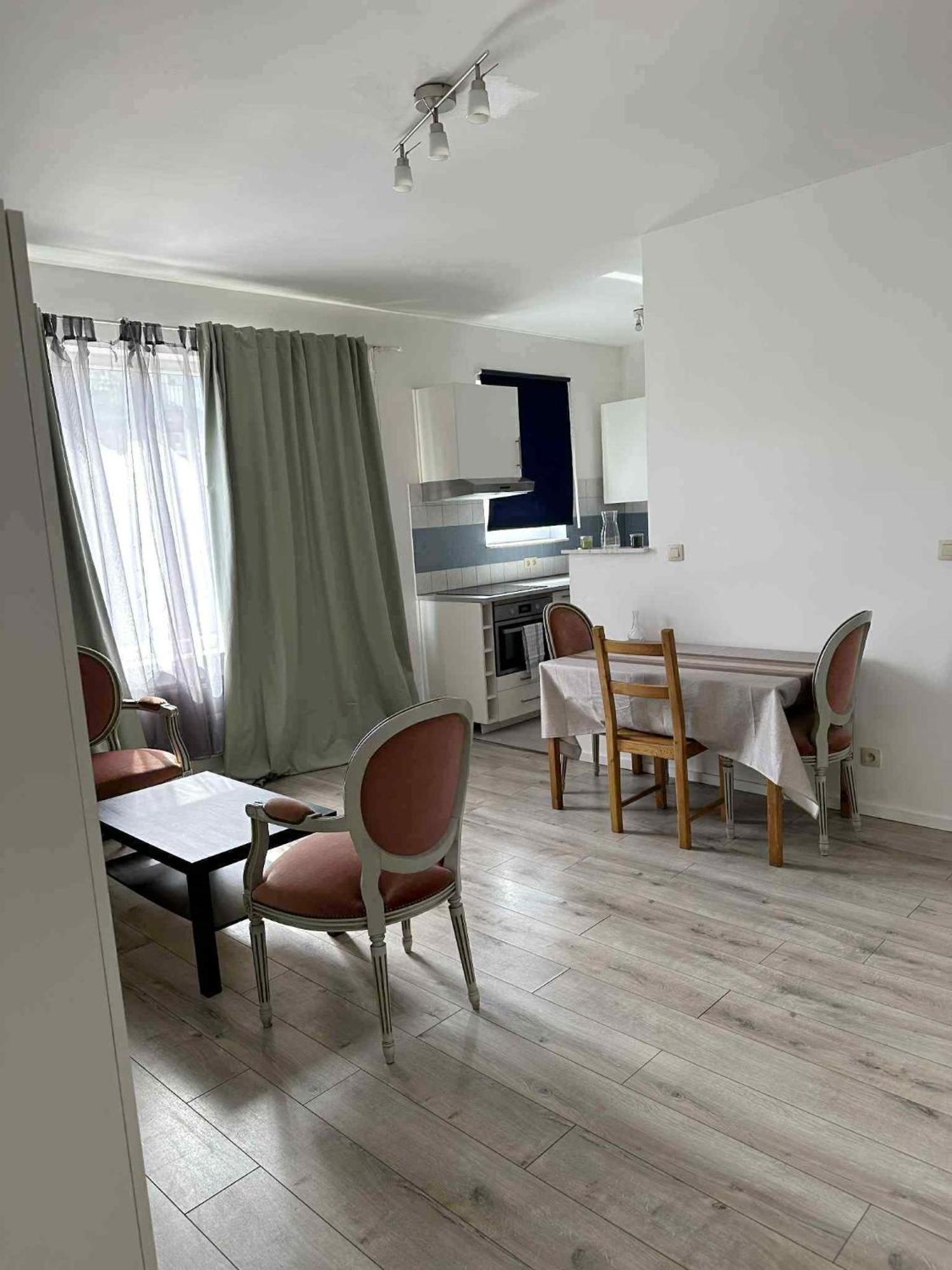 Quartier Ixelles - Metro Porte De Namur Apartment Brussels