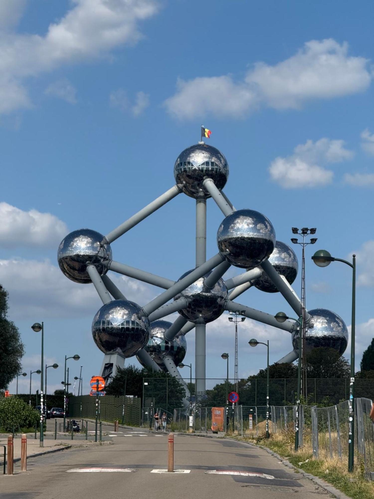 Atomium Canopy