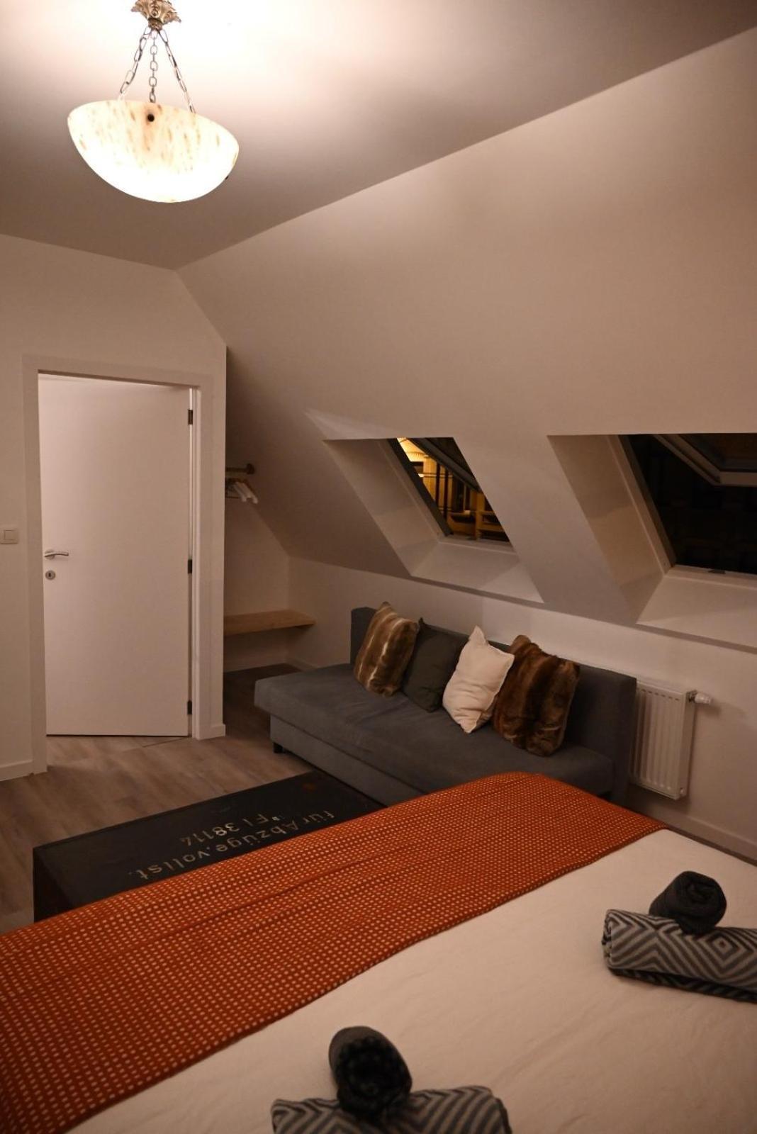 Apartment Vintage Soul, Vibes, Heart Of The *