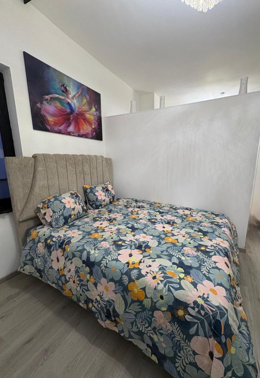 Garden's Jacuzzi 1 *