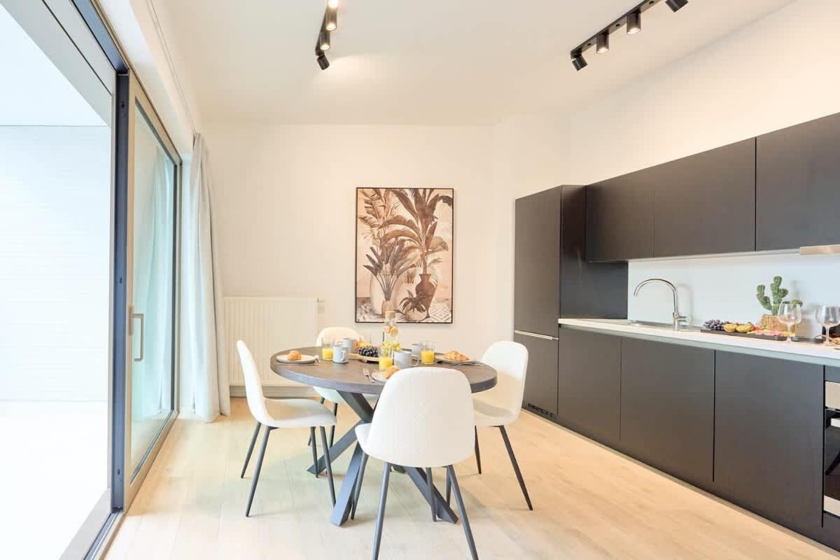 Apartment Brand New & Modern 1 Bedroom Brussels