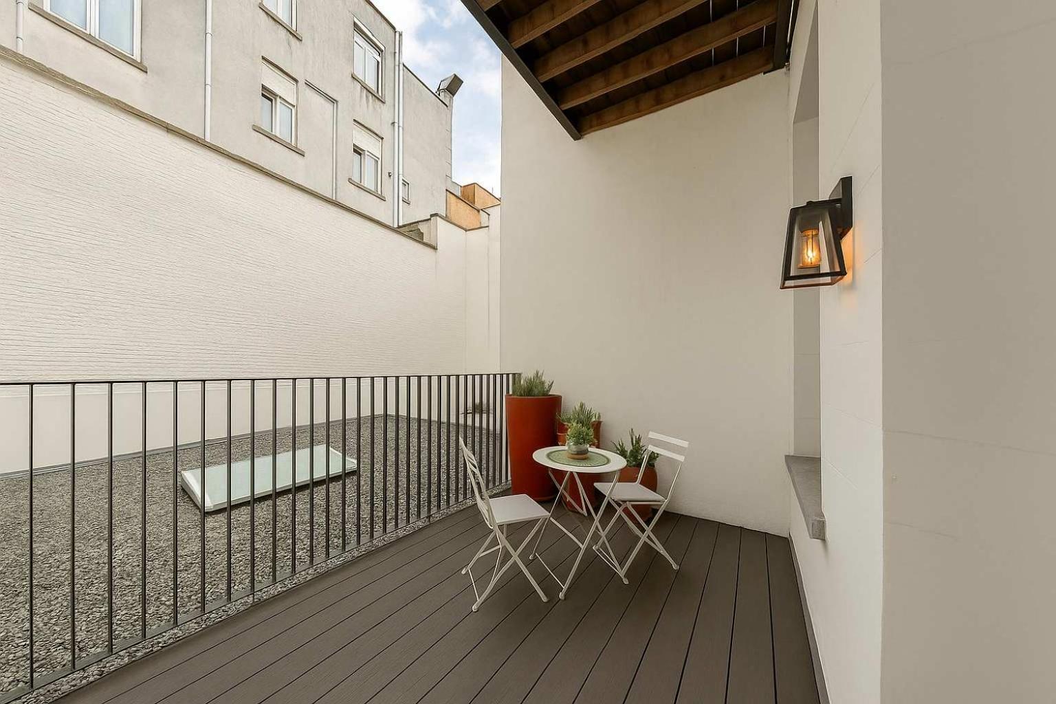 Grand Place Escape Spacious 1br With Charm *