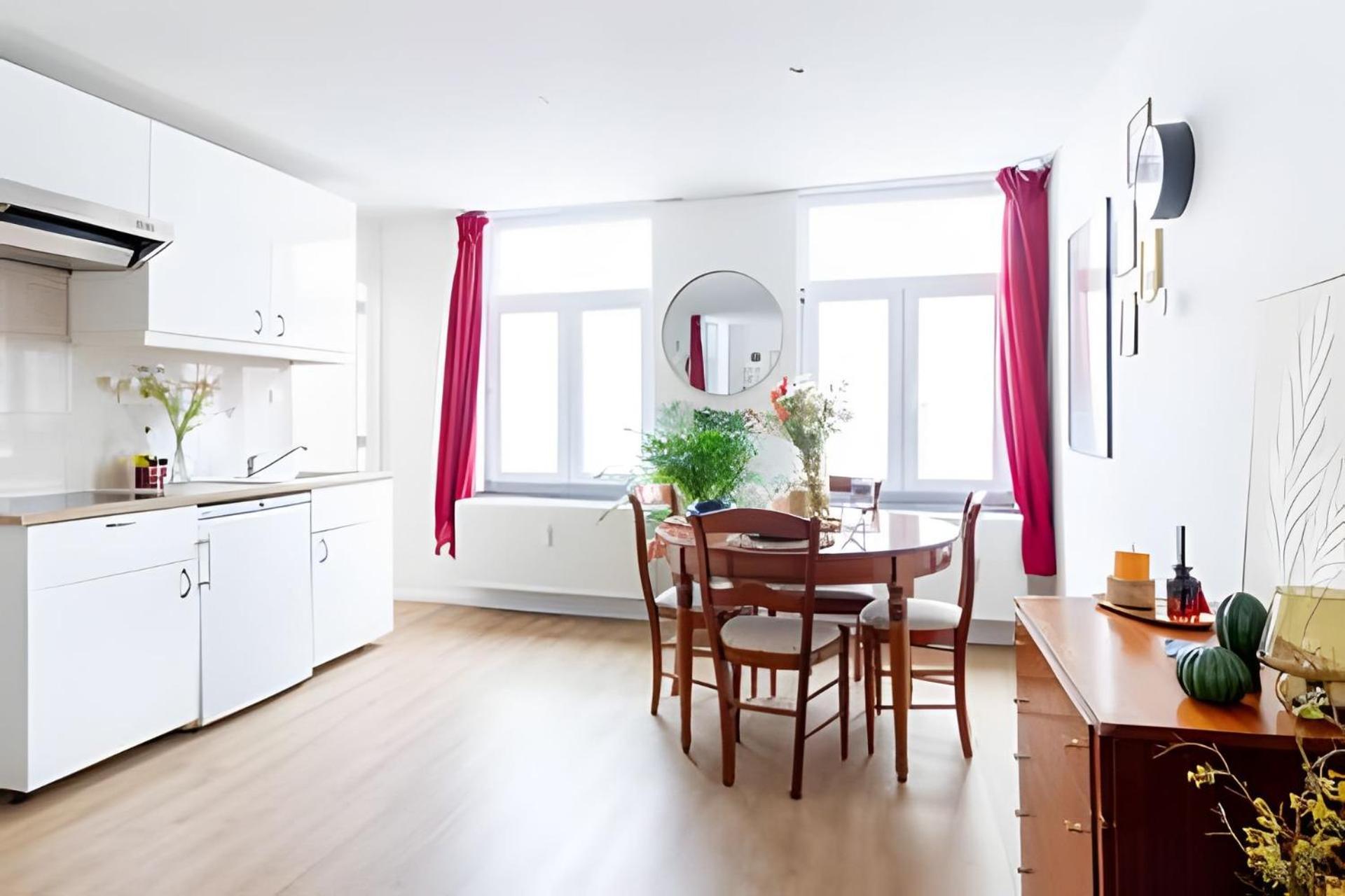 Lumineux, Ideal Pour Sejour Pro Apartment Brussels