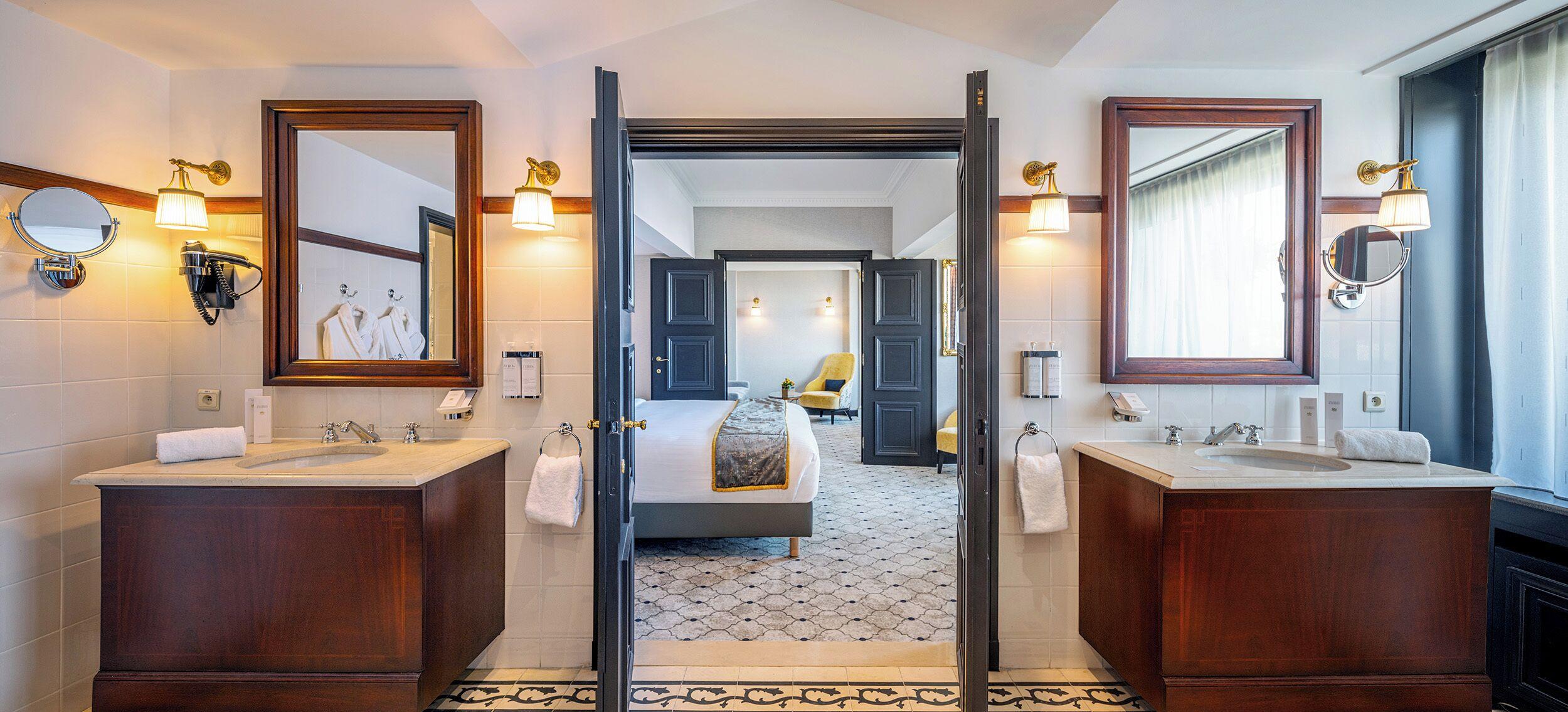 Barsey By Warwick 4* Brussels