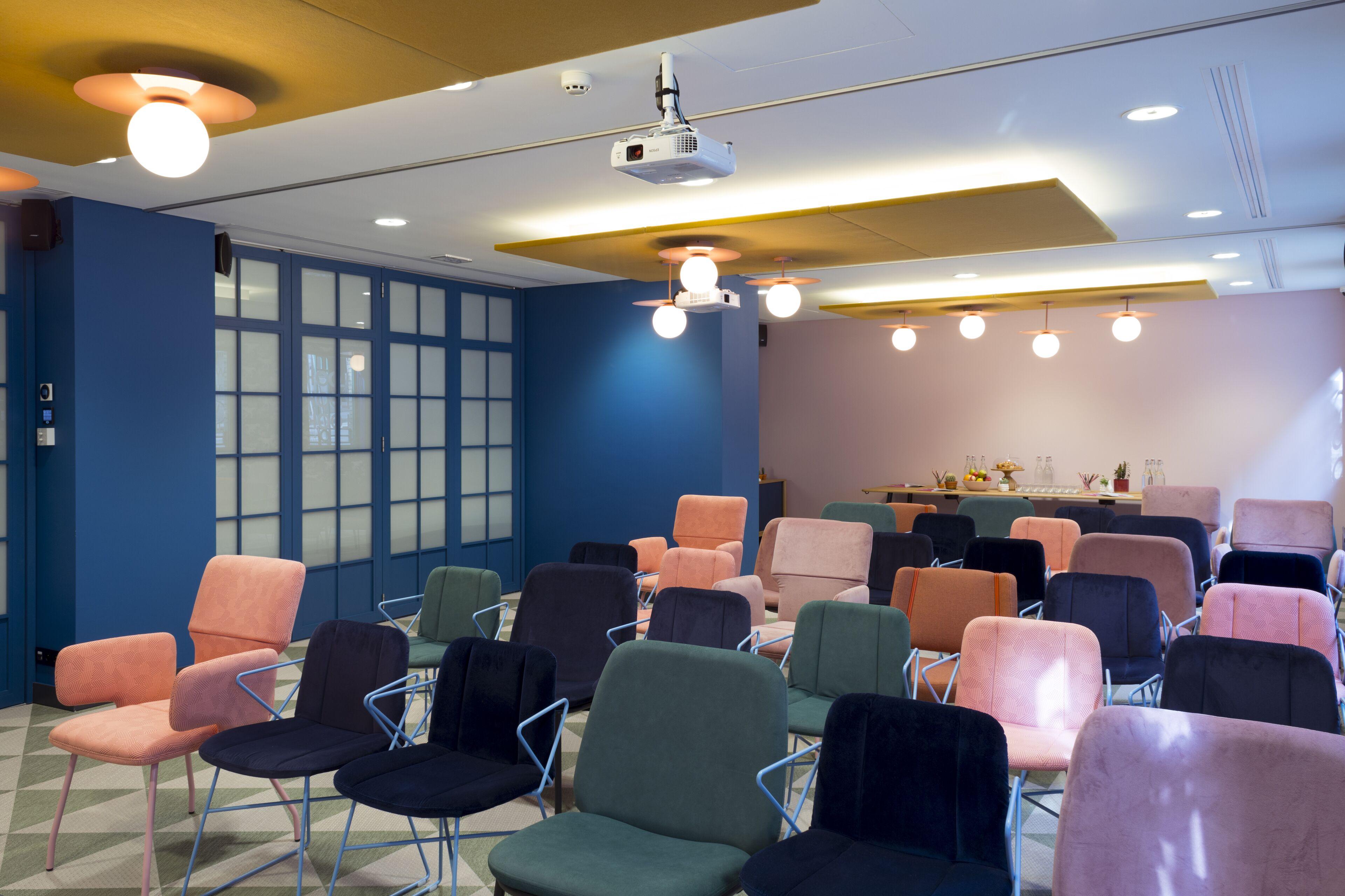 Centre Louise Hotel 3*