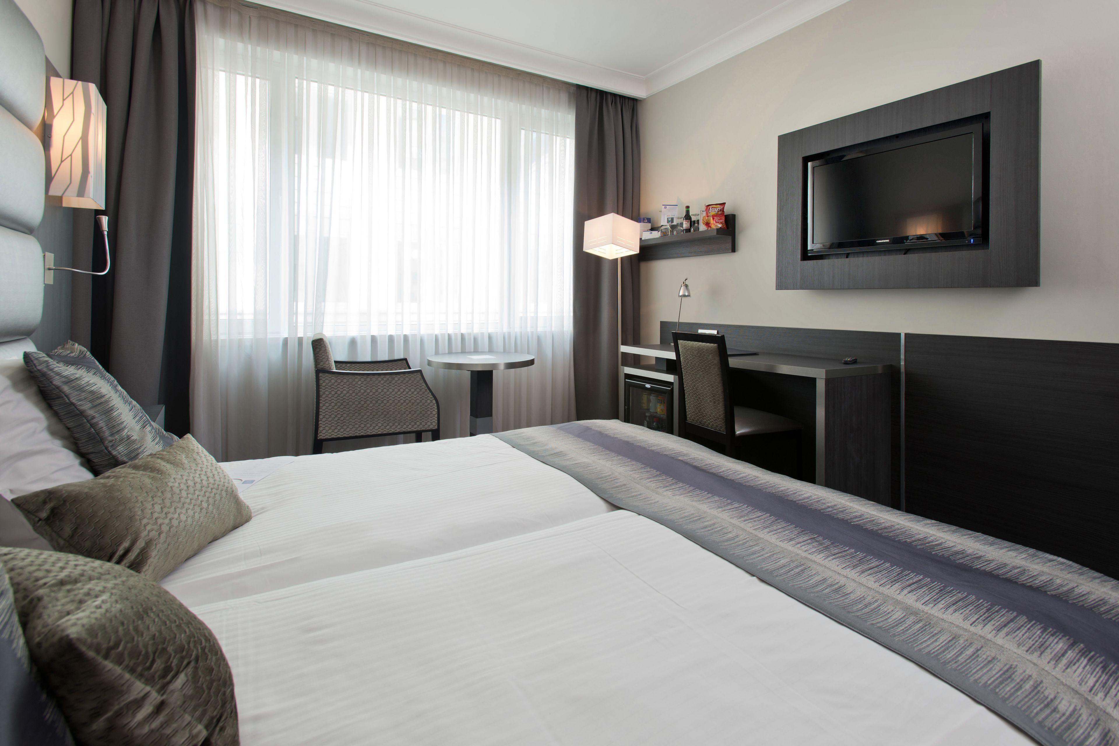 Western Royal Centre 3*
