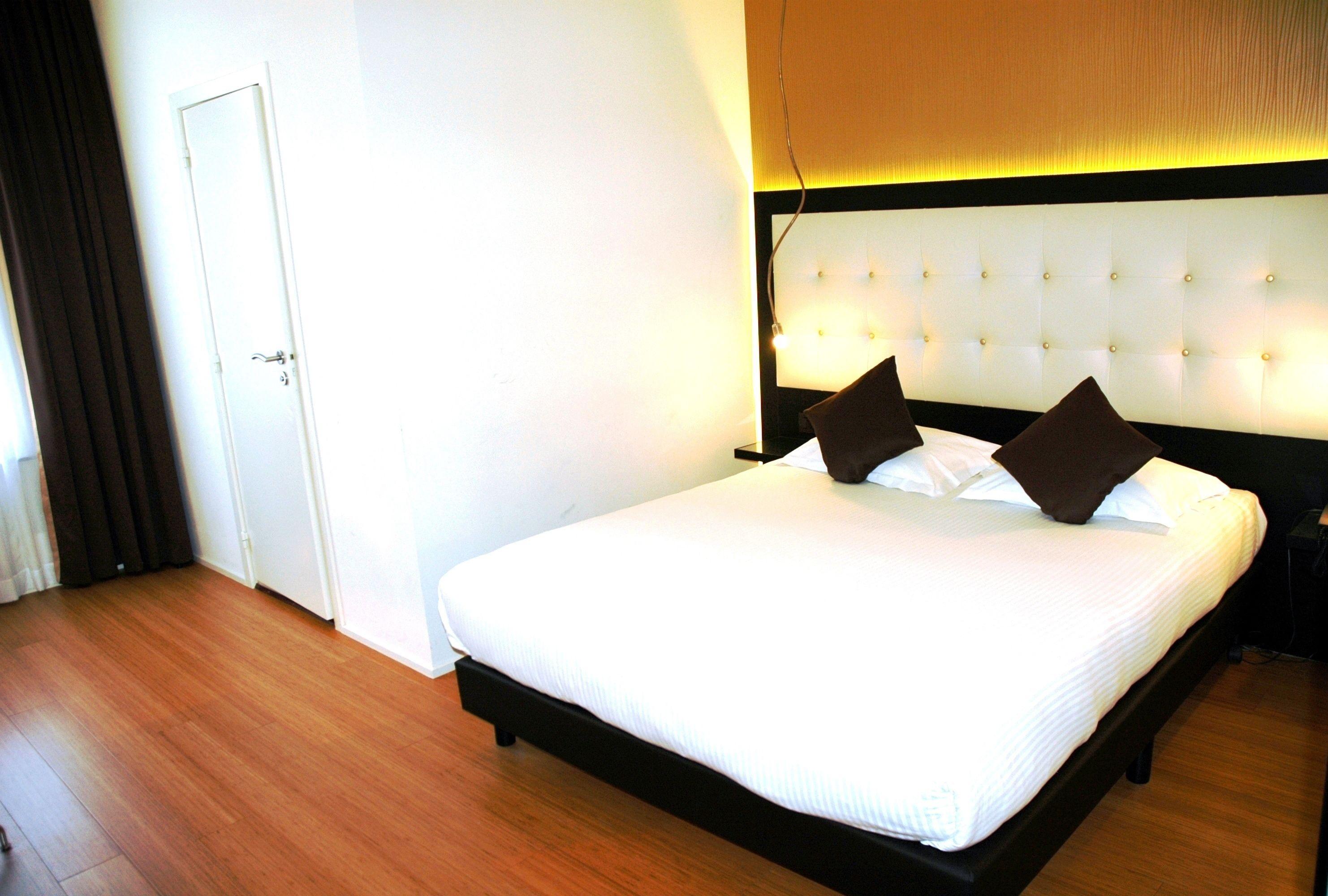 Craves 3* Brussels