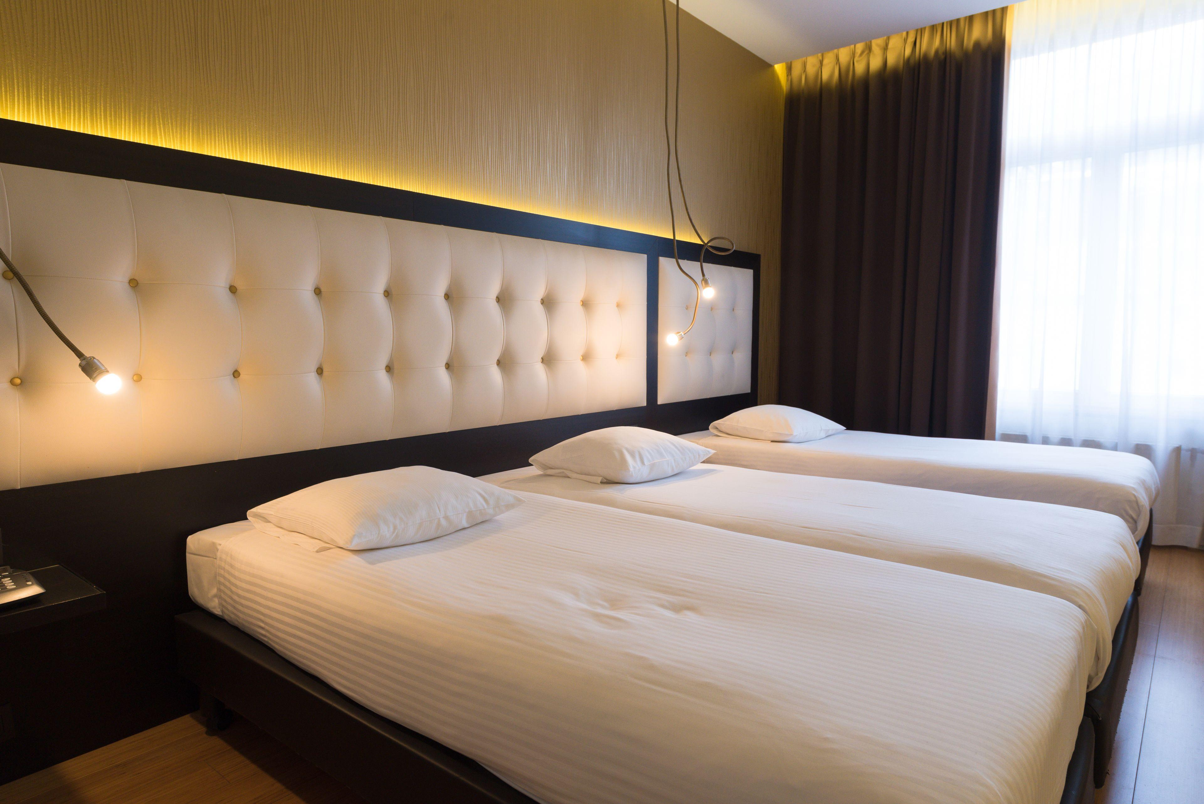 Craves Hotel