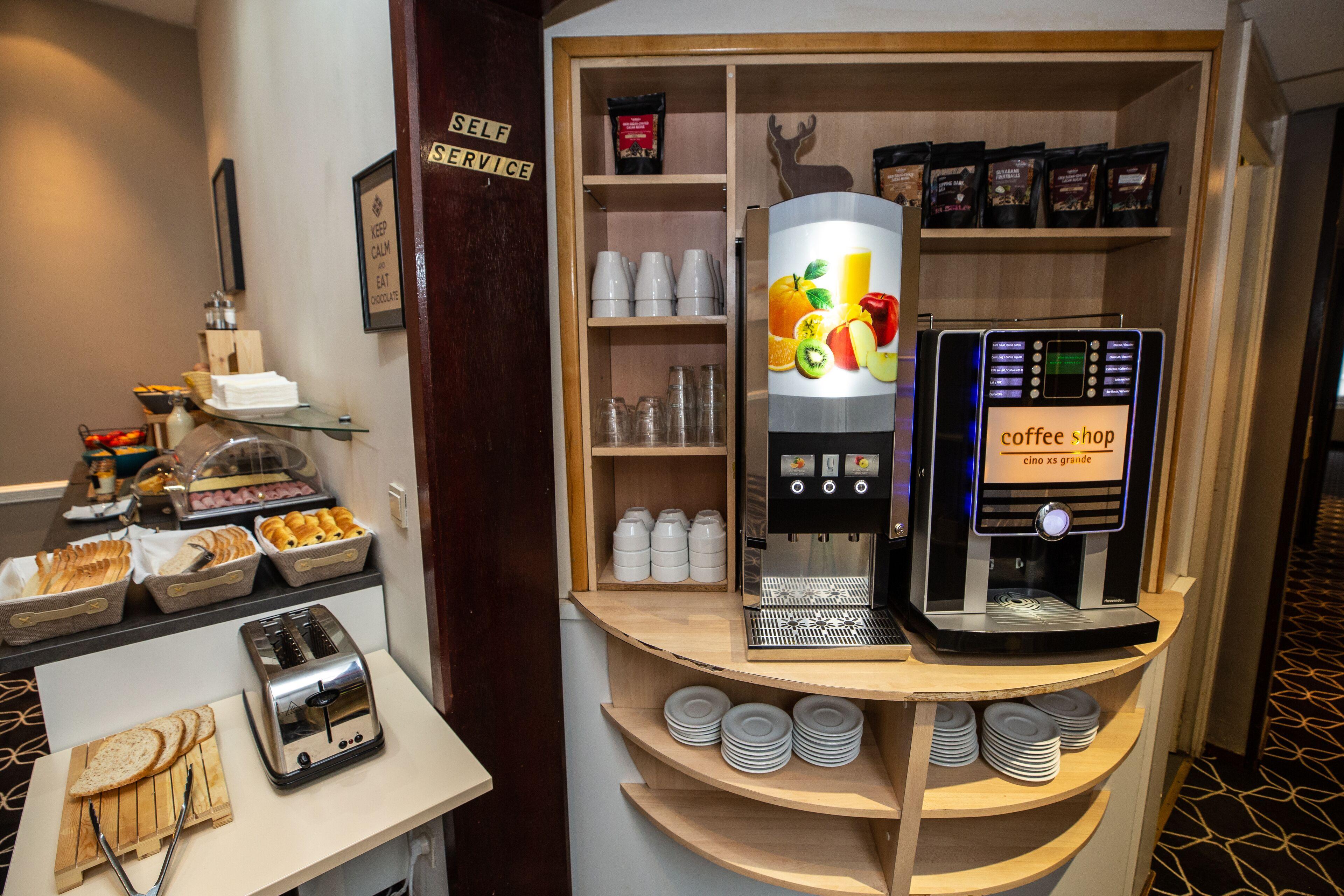 Safestay Grand Place 3*