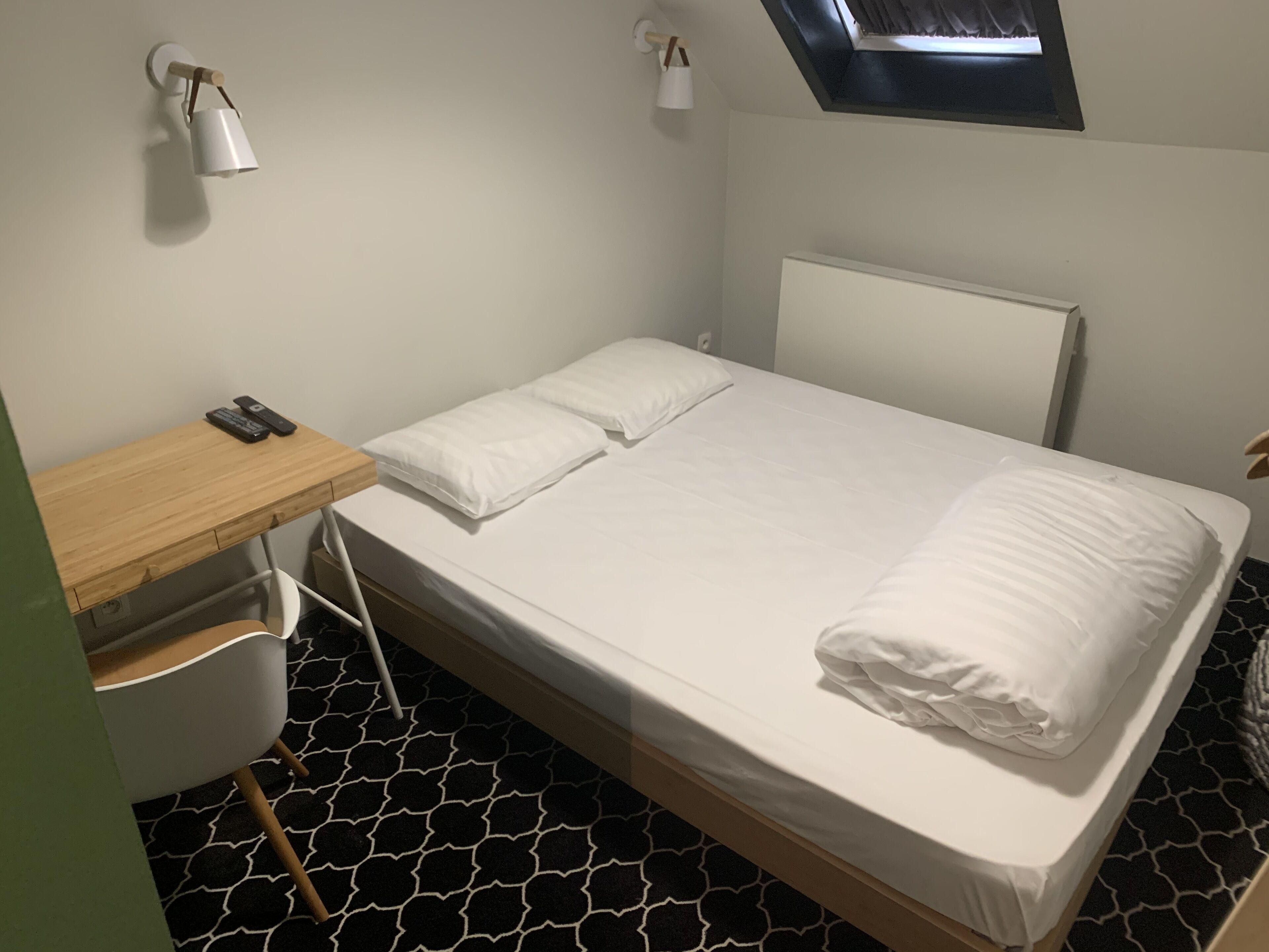Safestay Grand Place Hotel