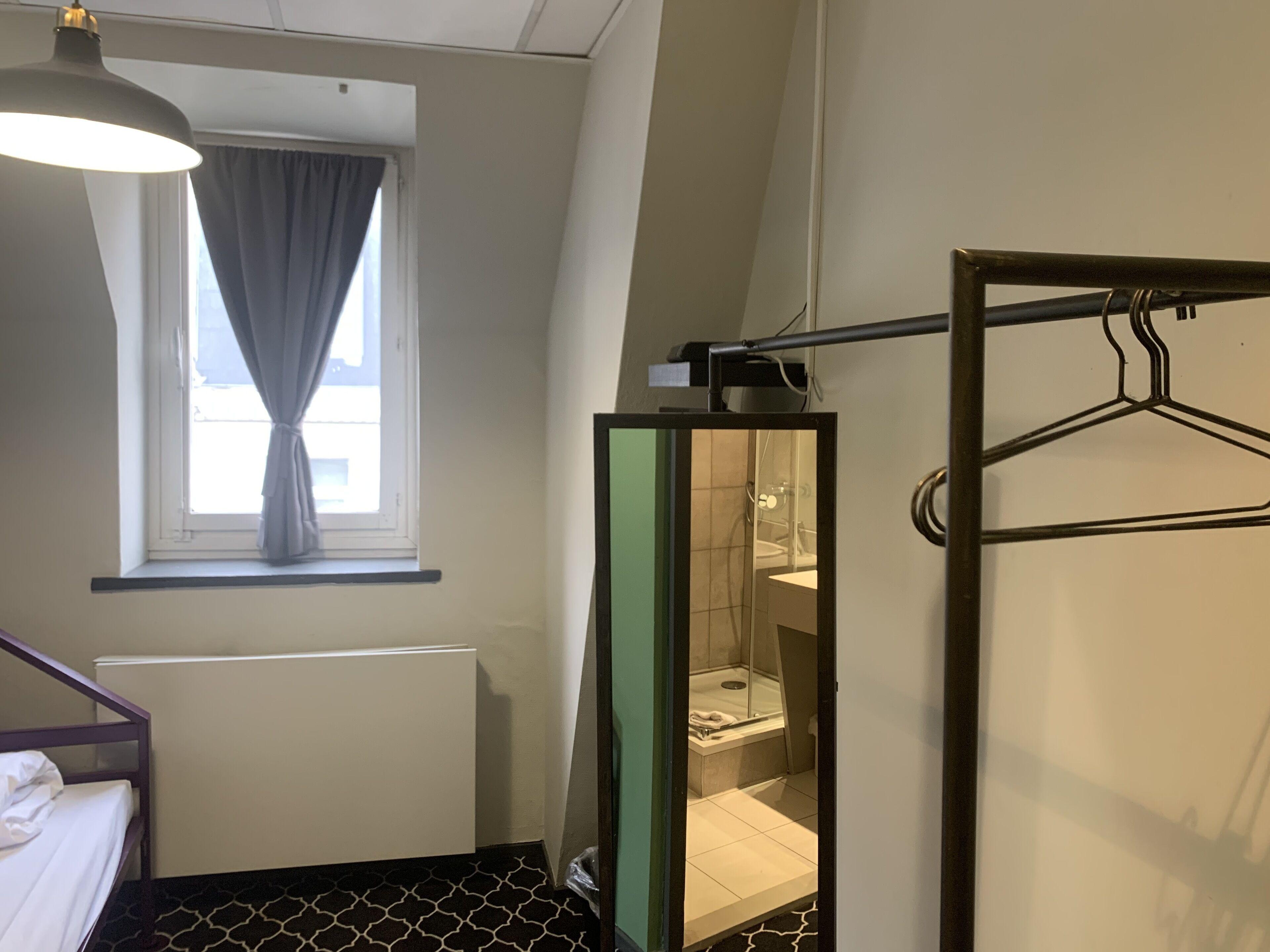 Safestay Grand Place Hotel