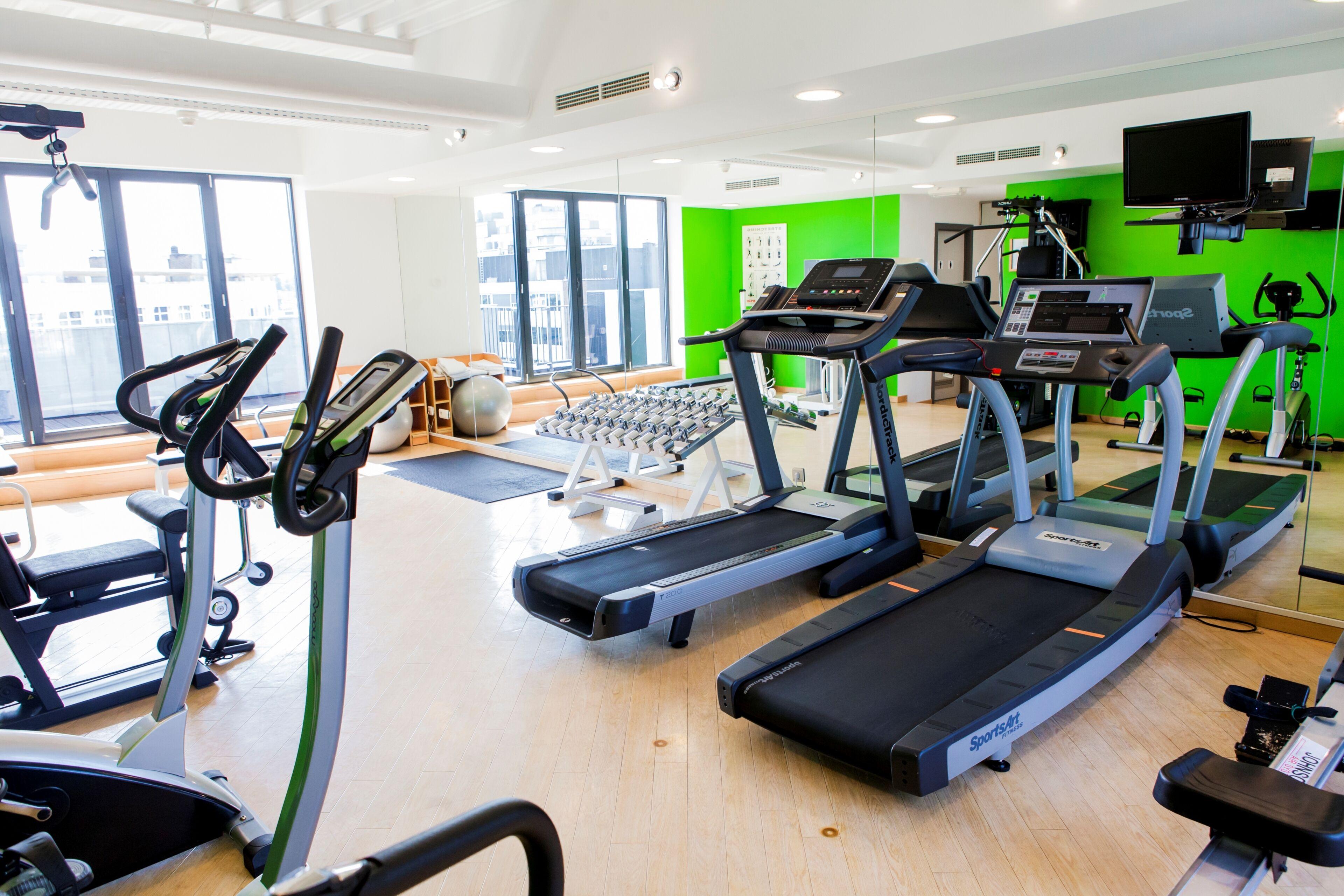 Le Chatelain Hotel 5*