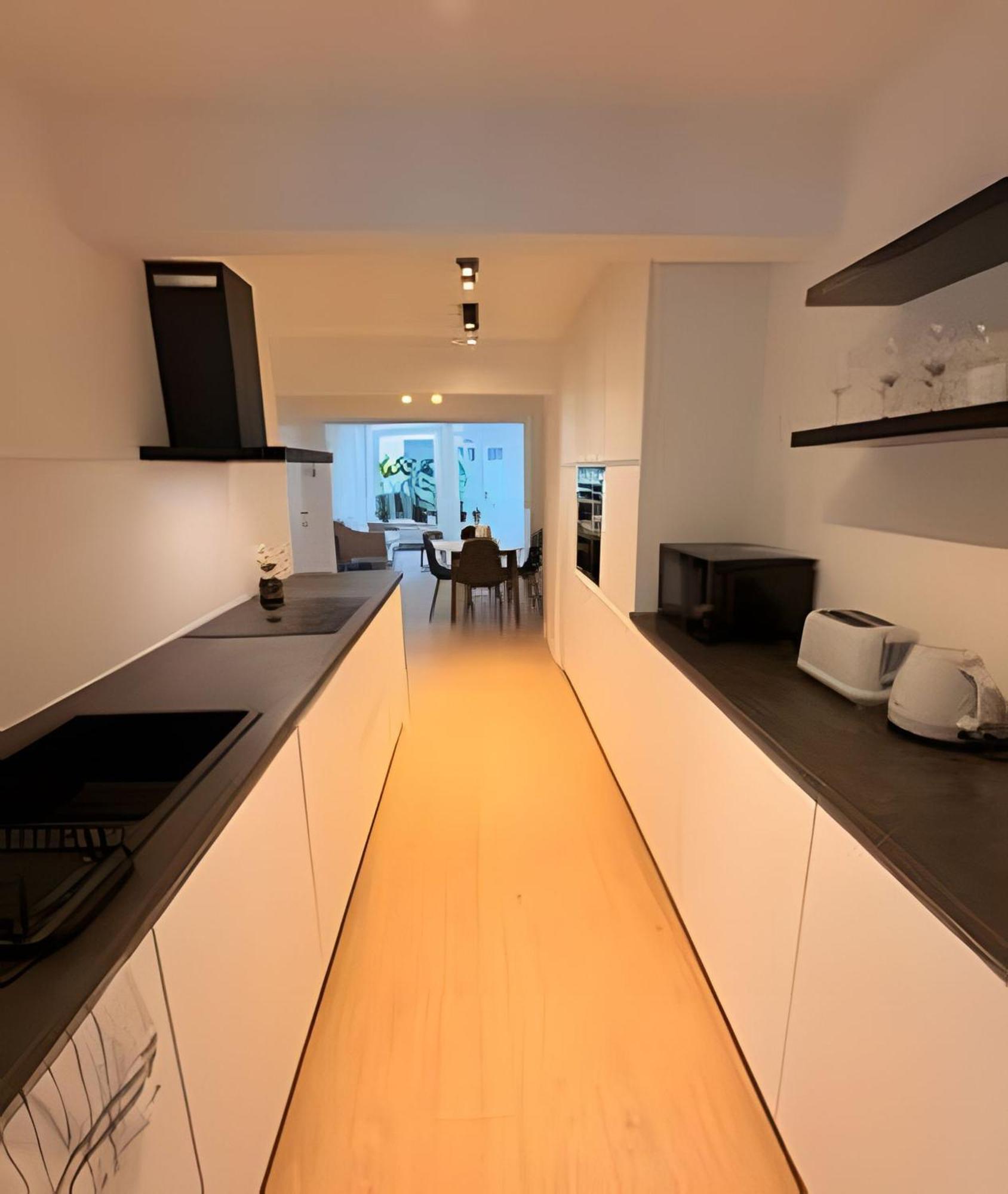 With Ensuite And Garden *