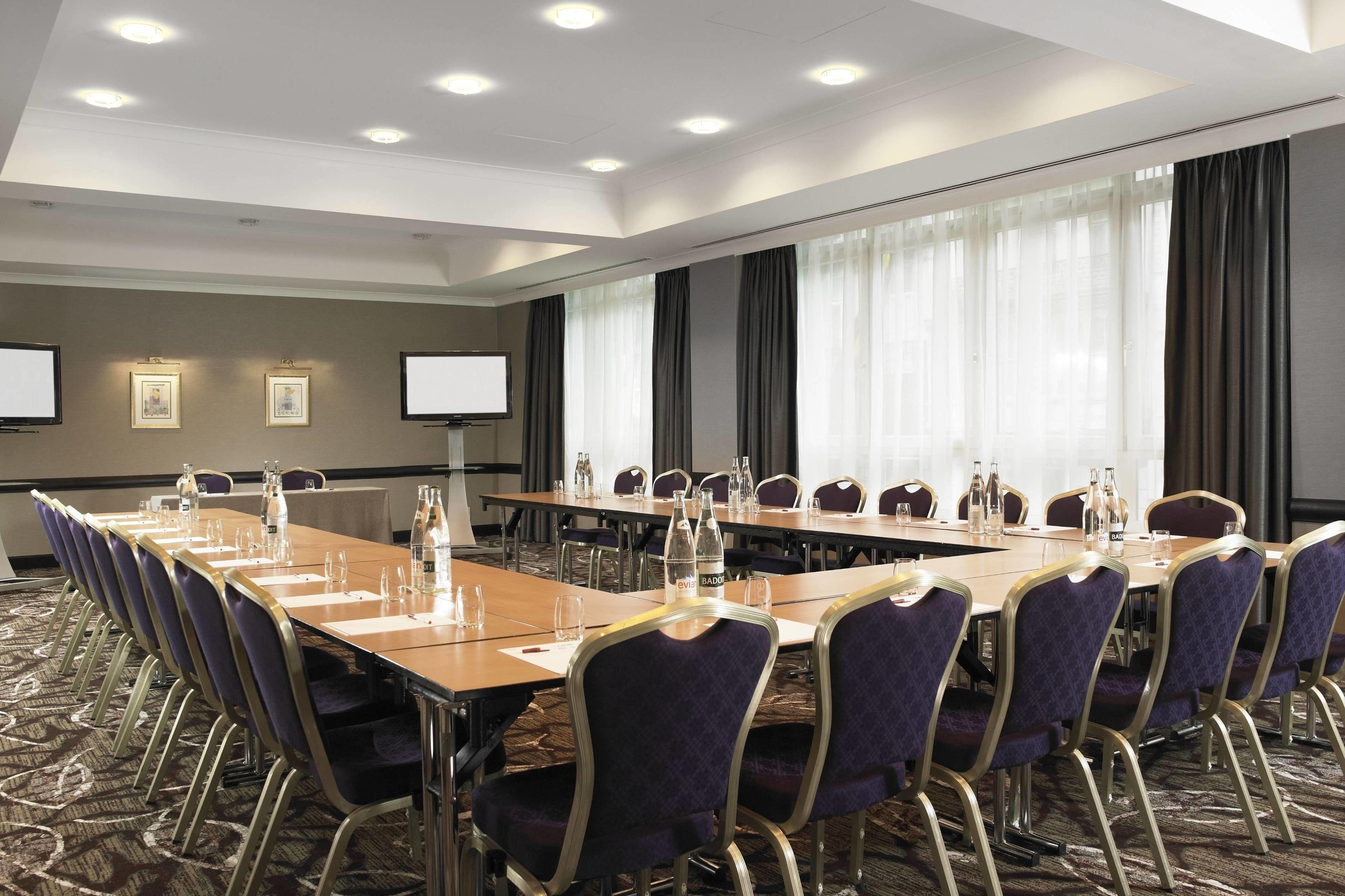 Marriott Grand Place Hotel 4*