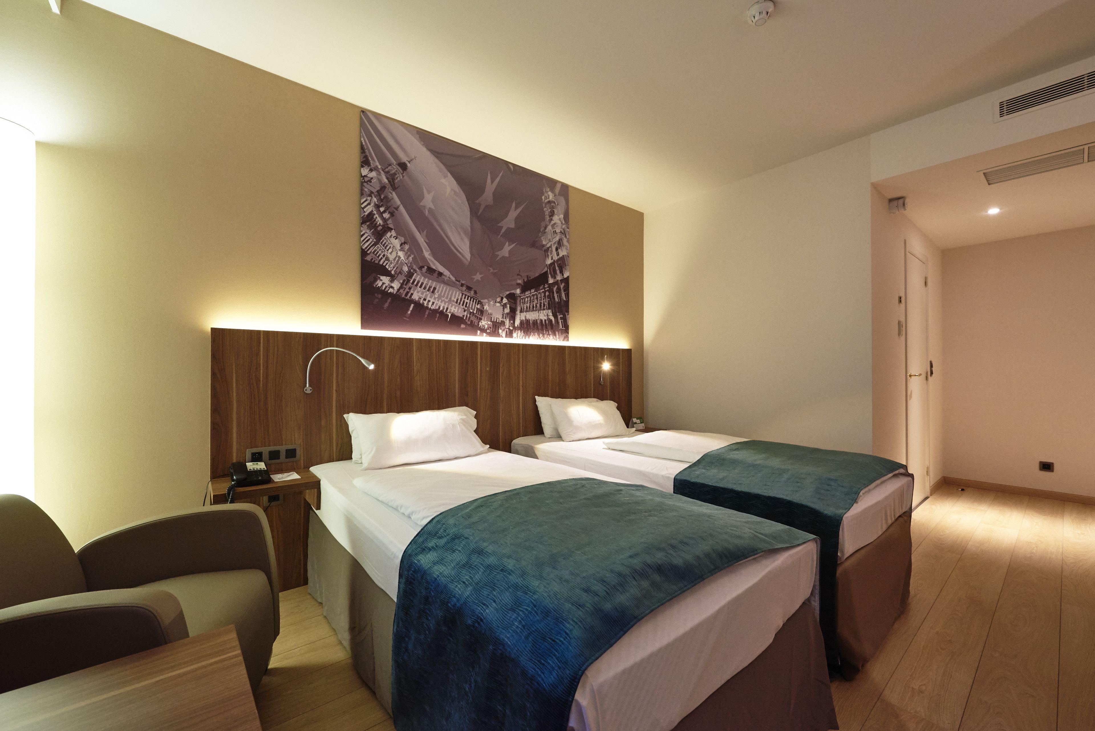 Schuman By Ihg Hotel