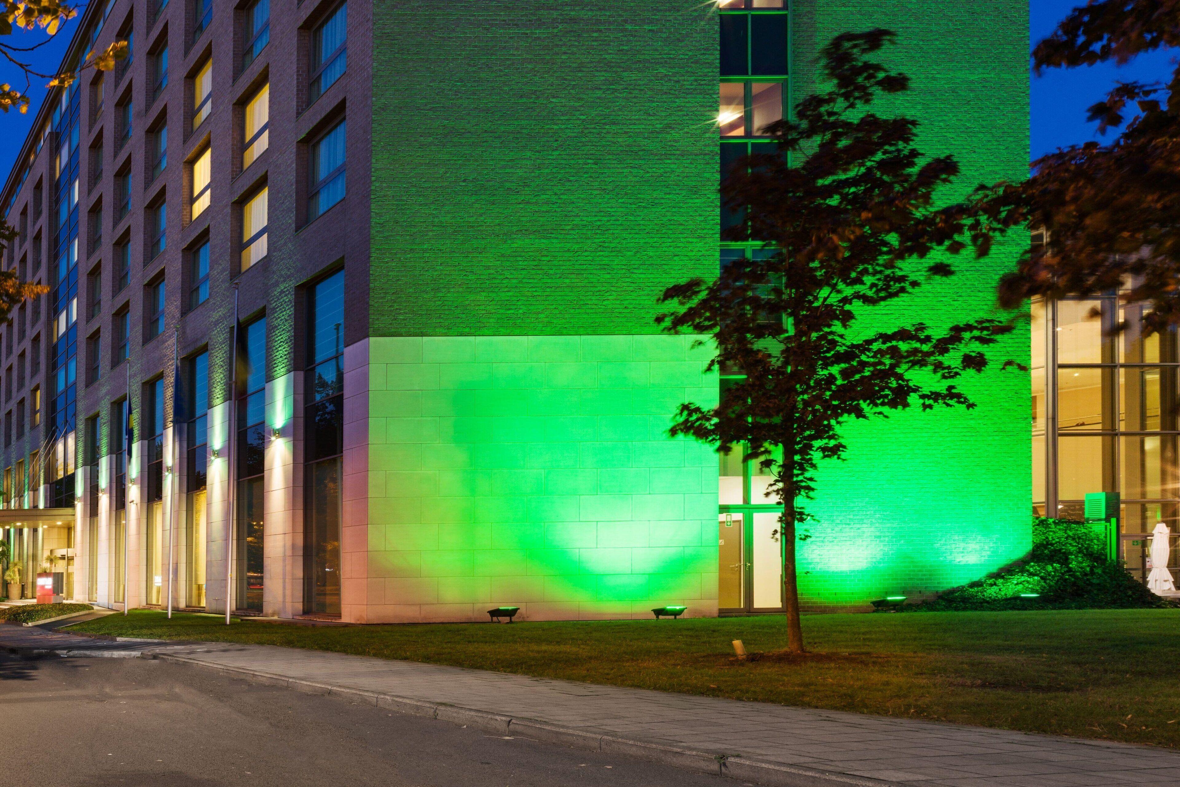 Courtyard By Marriott 4*