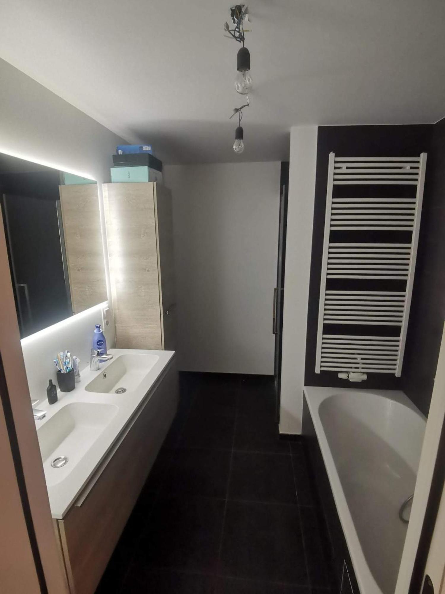 Homestay Collocation En Metro Erasme *