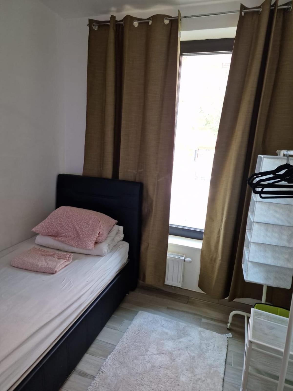 Homestay Collocation En Metro Erasme