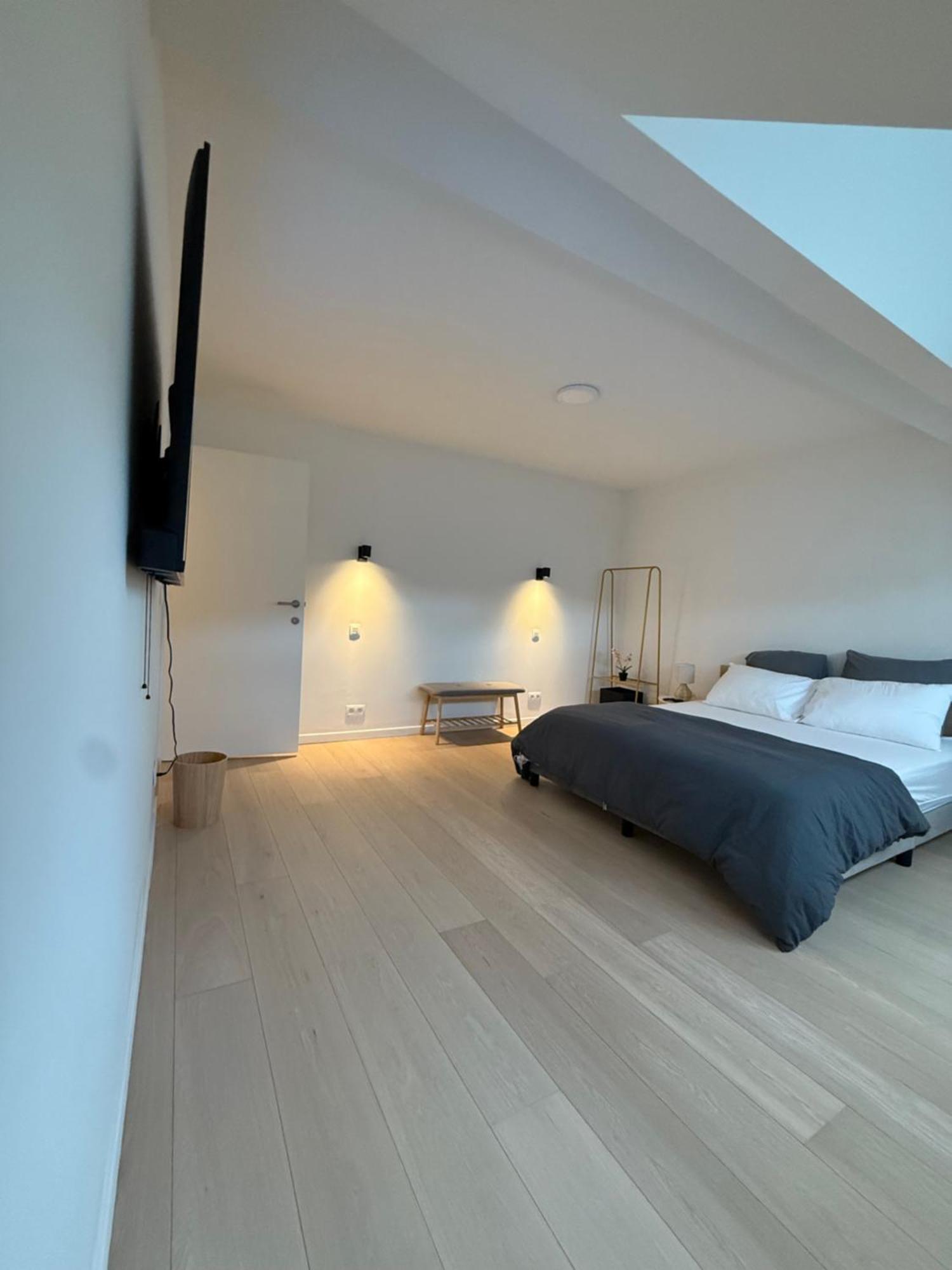 The Gallery Saint-gilles Homestay *