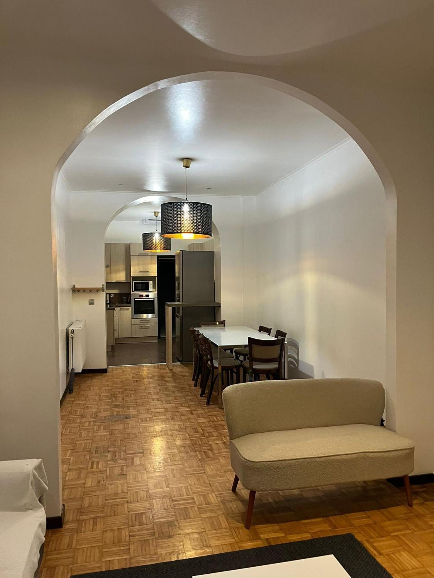 Midi Tracks Apartment *