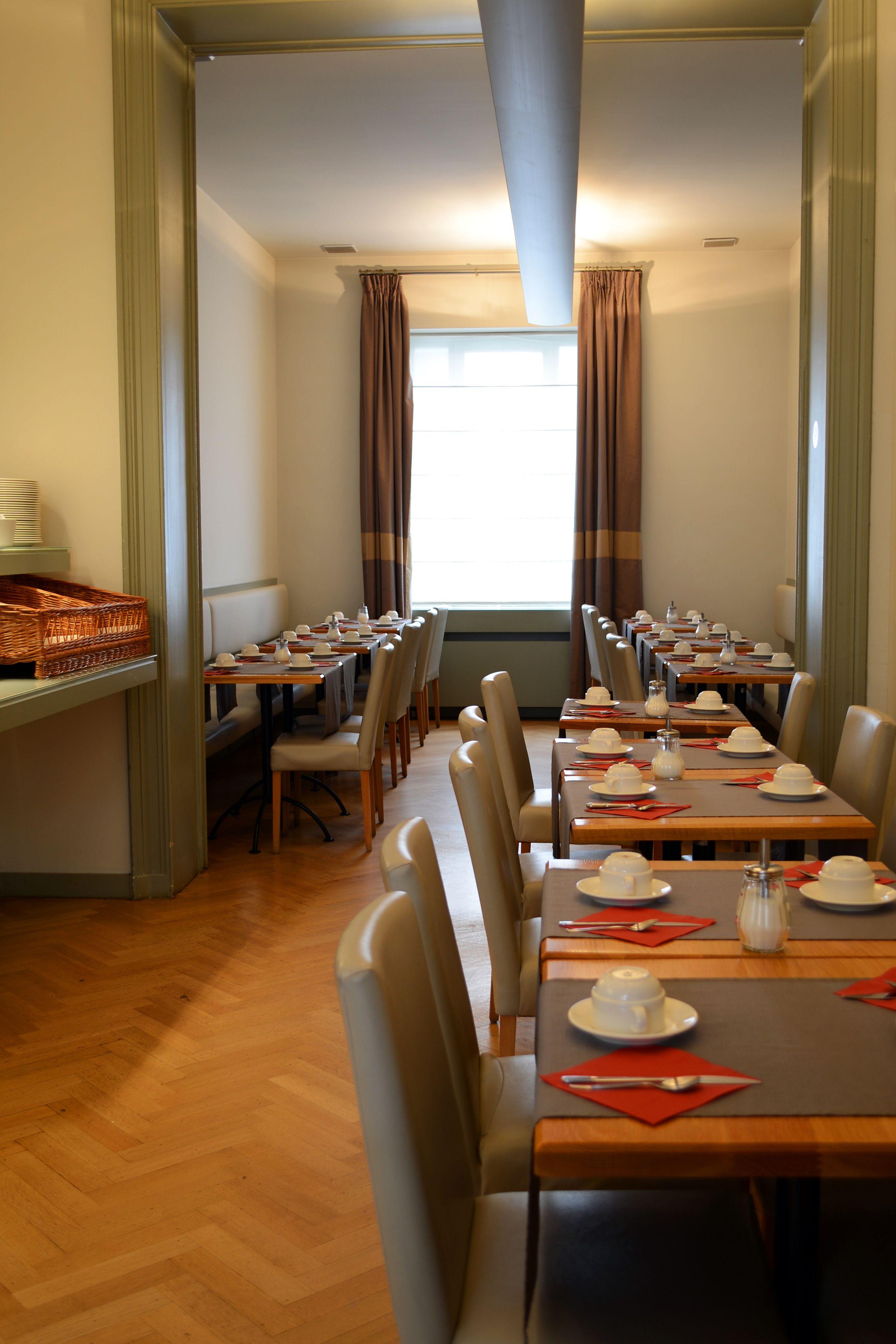 Du Congres Hotel