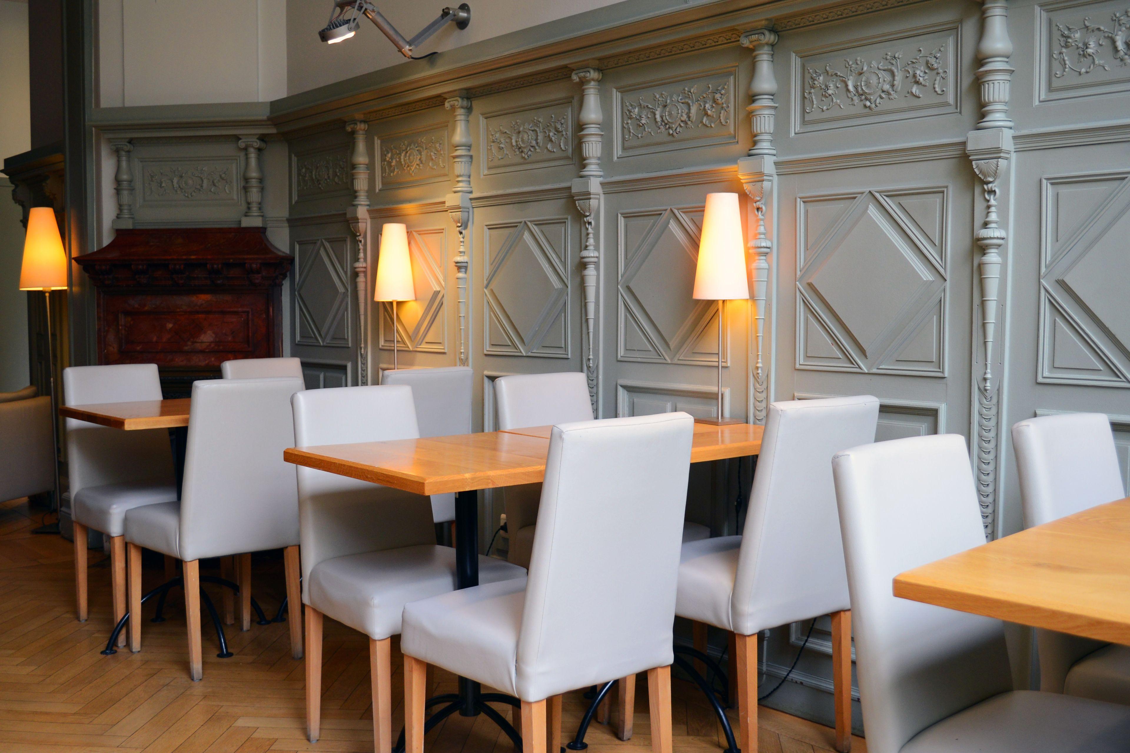 Du Congres Hotel 3*