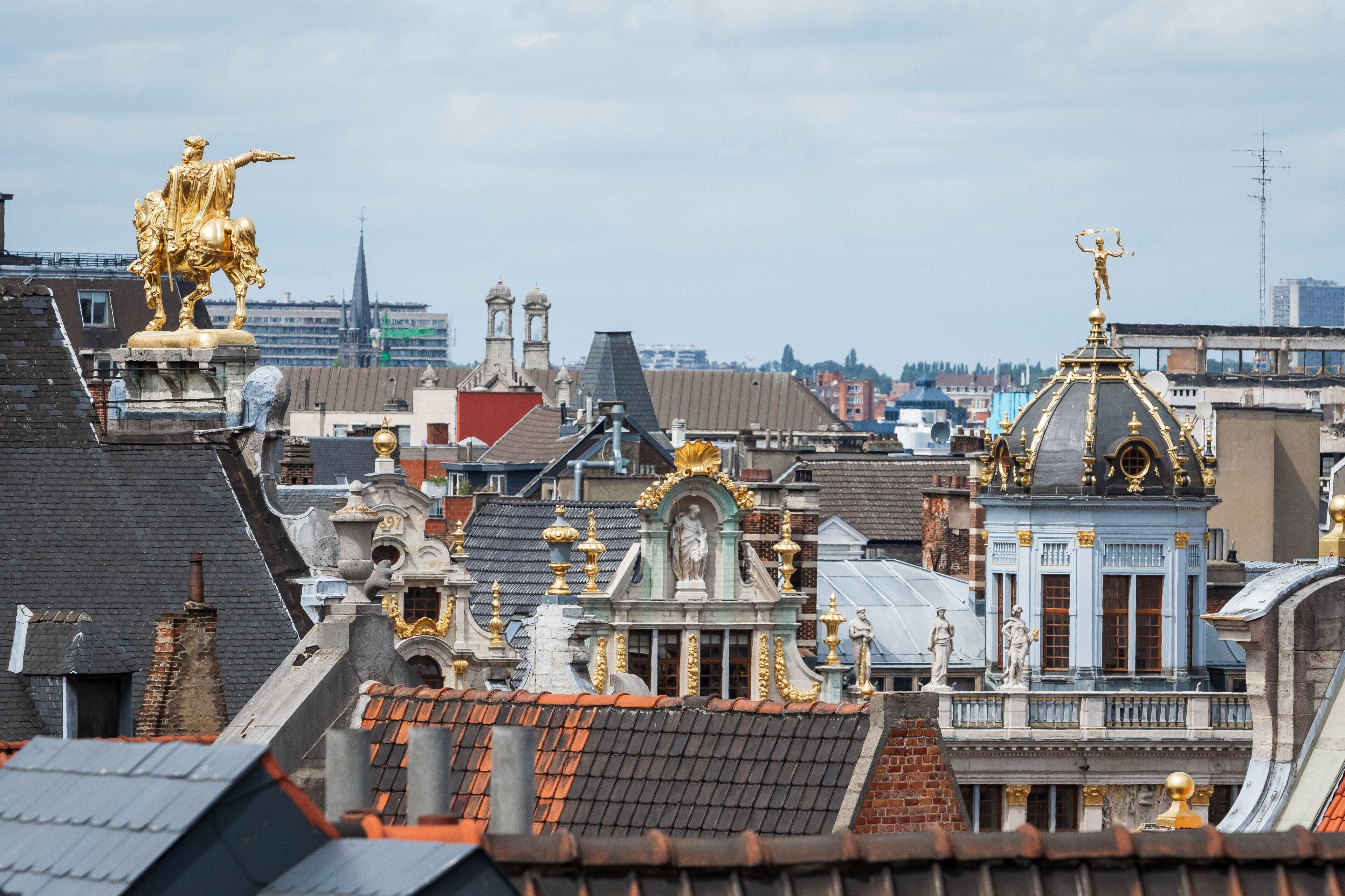 Alma Grand Place Hotel 3*