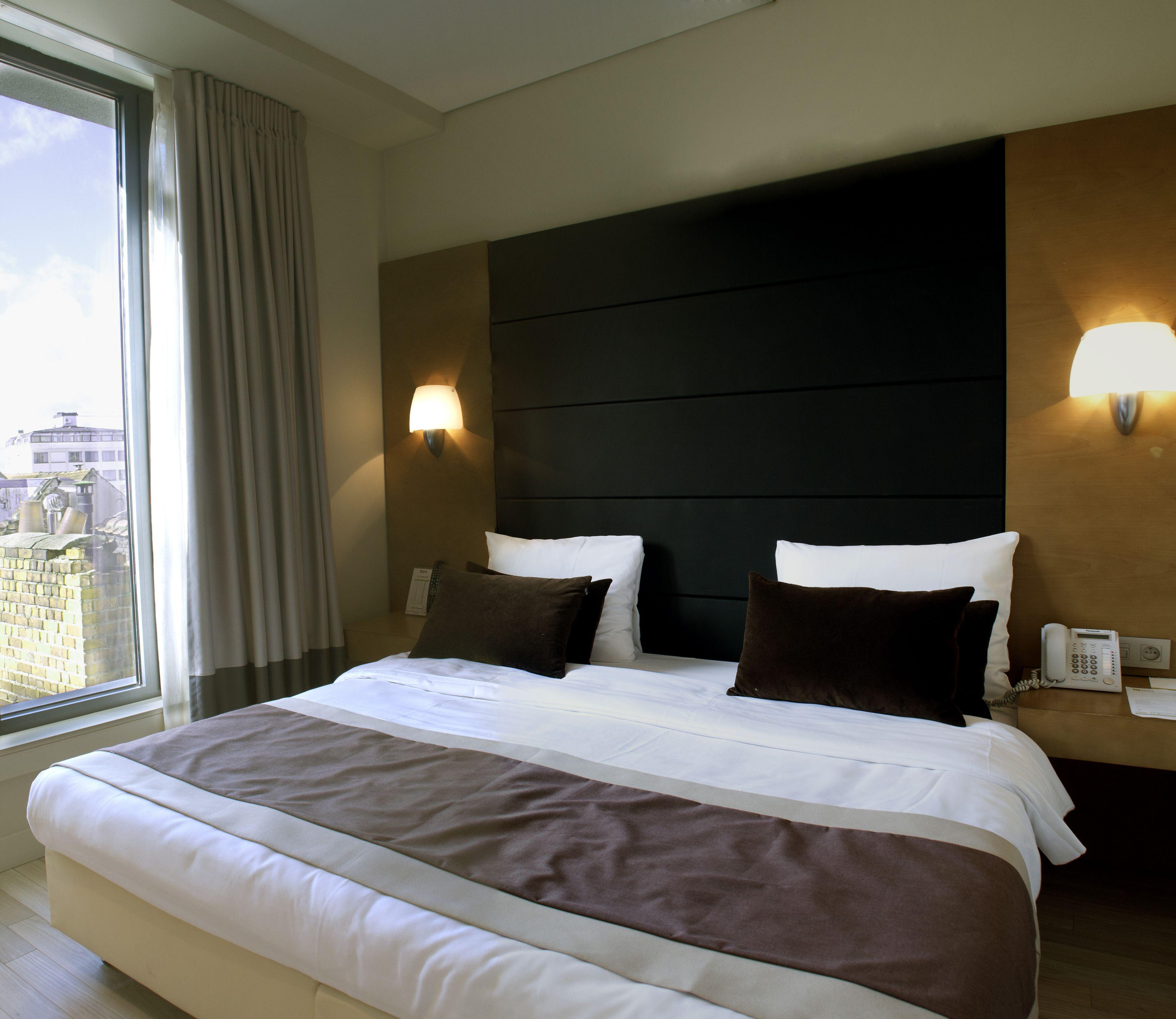 B-aparthotel Grand Place 4*