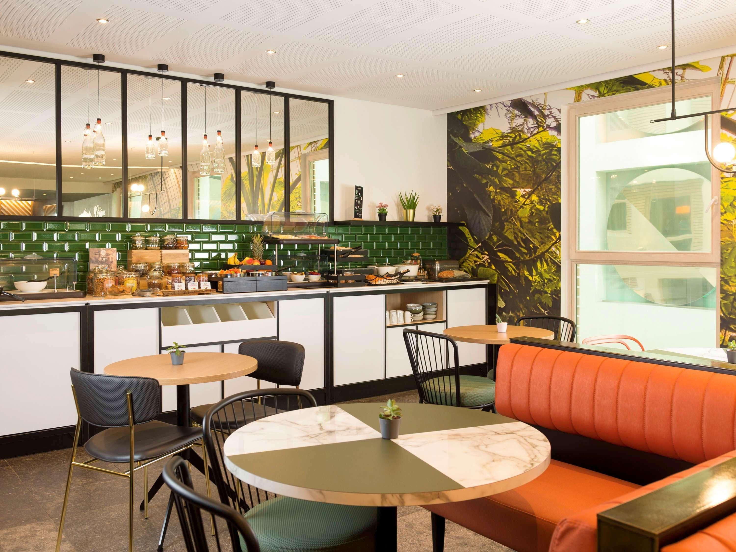 Adagio Grand Place 3*