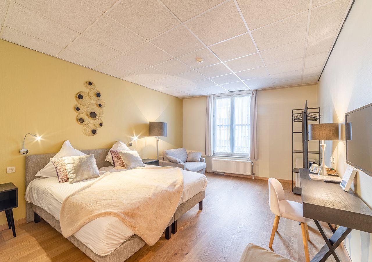Hotel La Legende 3*