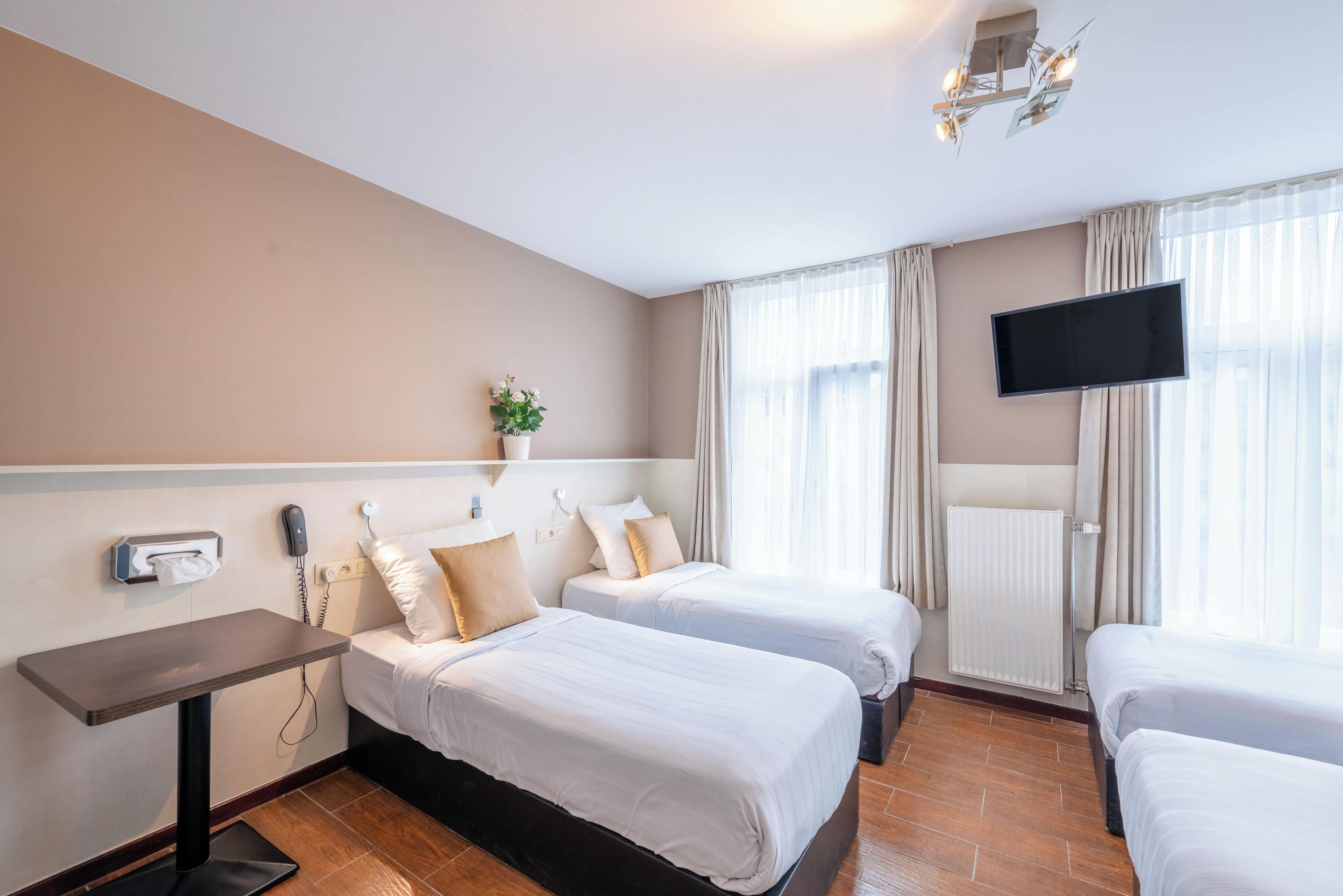 Barry Hotel