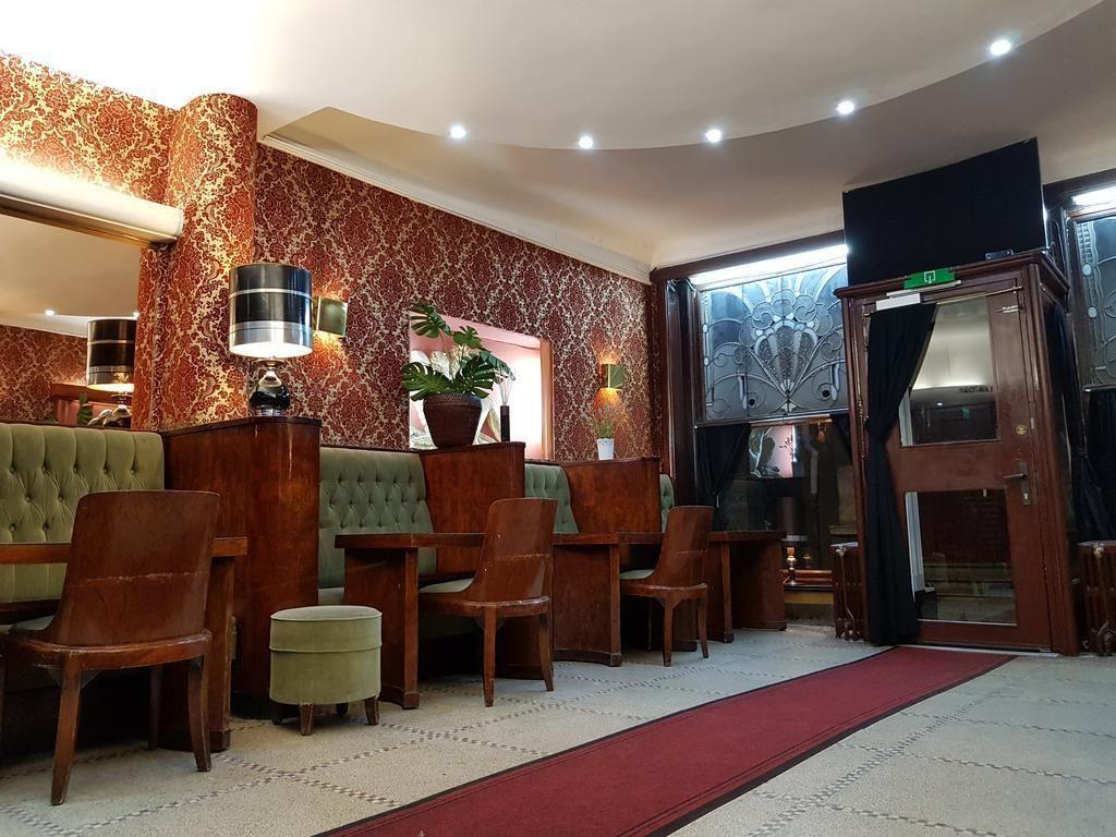 Le Grand Colombier 2* Brussels