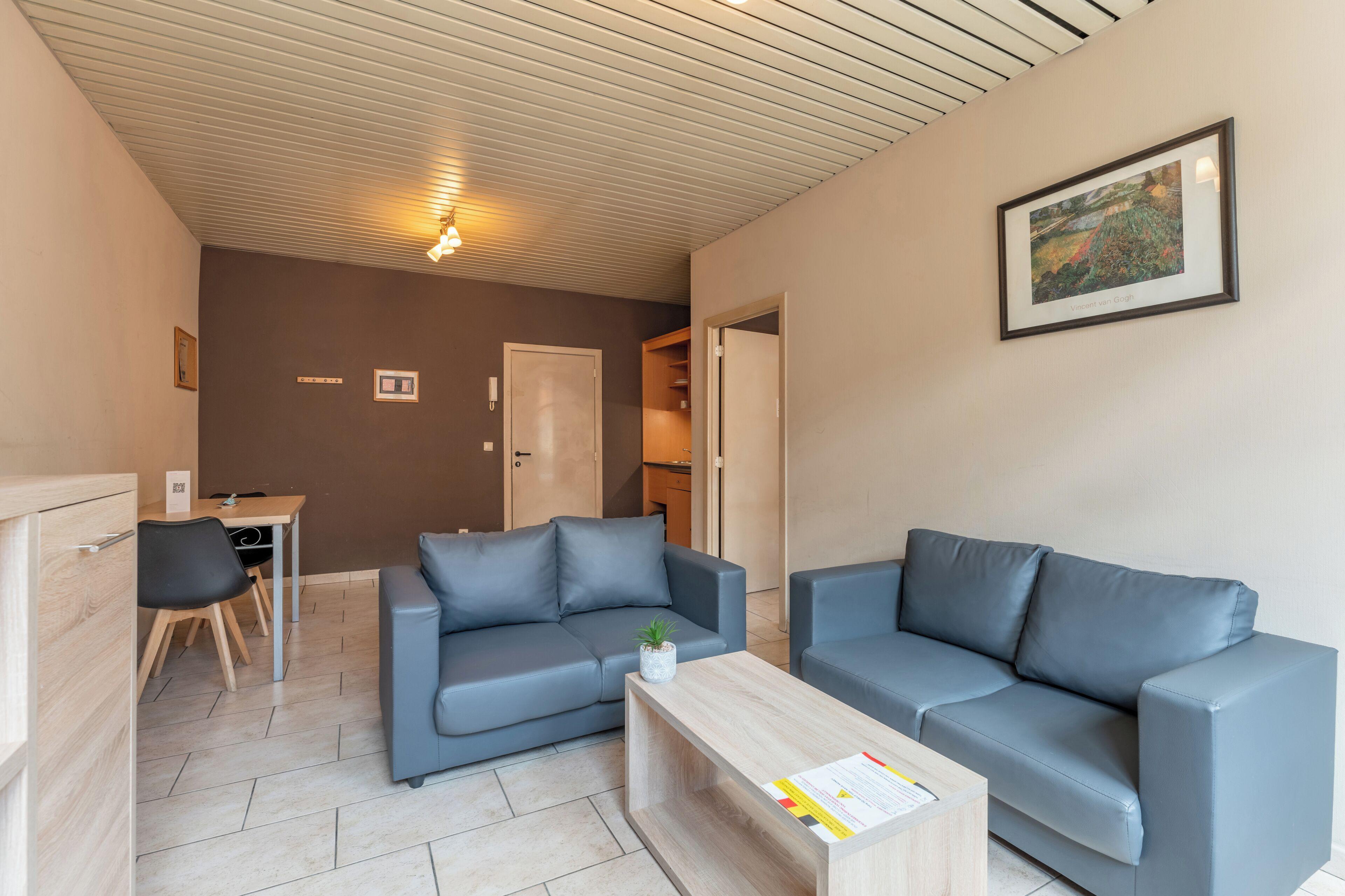 Gardens Apartment *