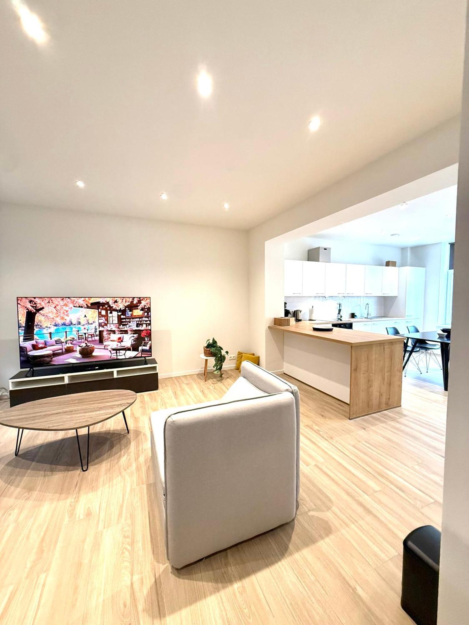 Homestay The Gallery Saint-gilles