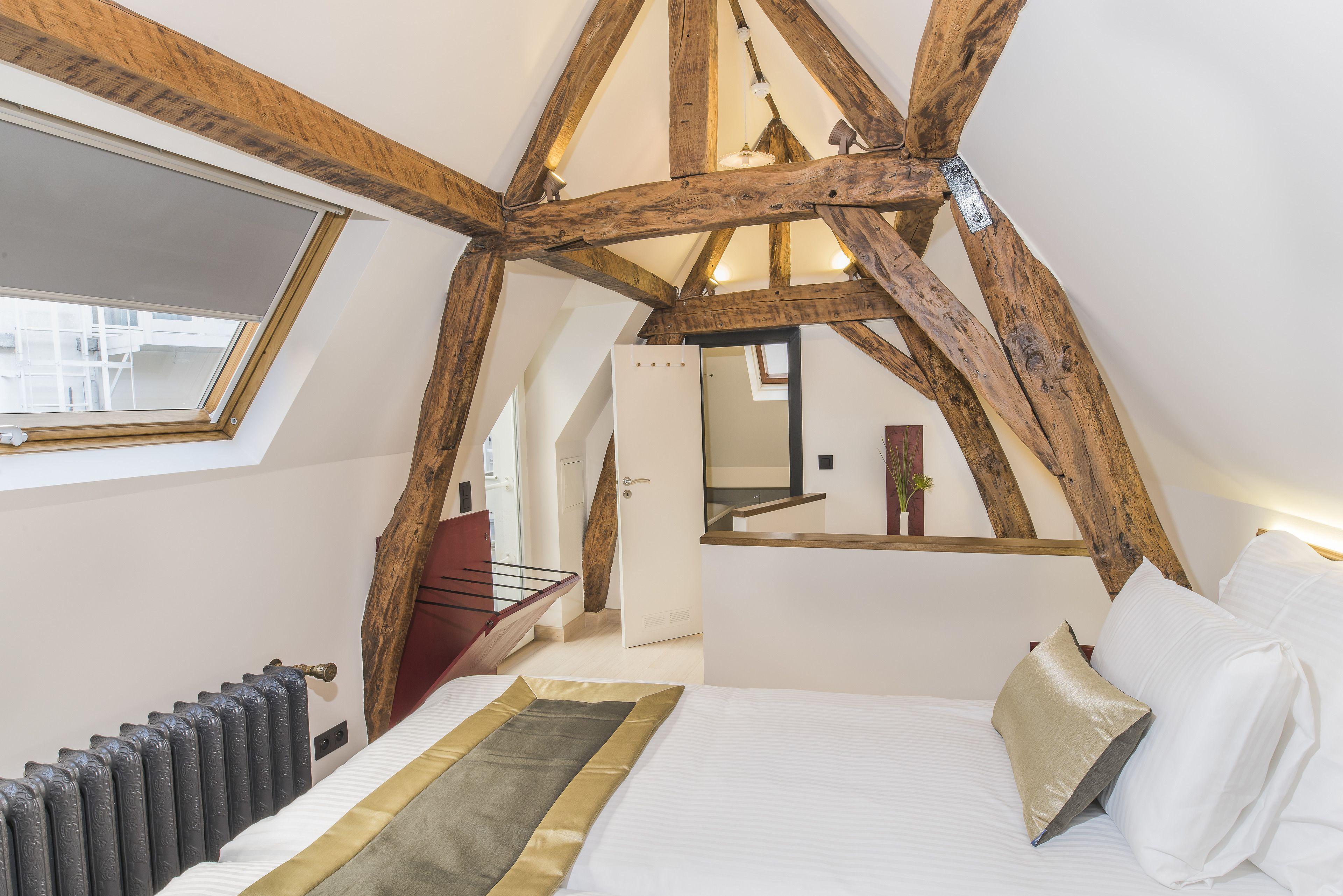 Agora Grand Place Hotel 3*