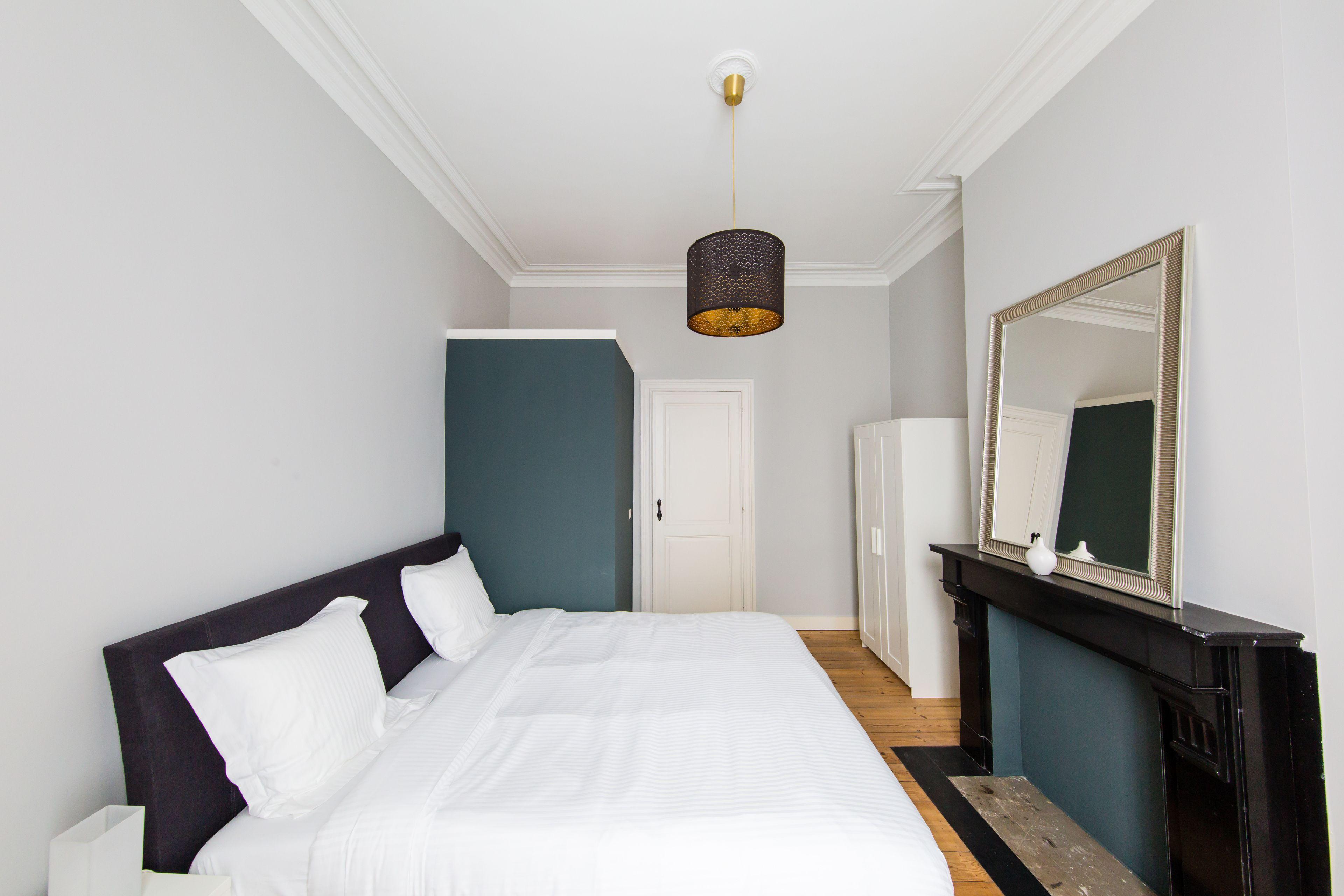 Urban Eu Aparthotel 2*