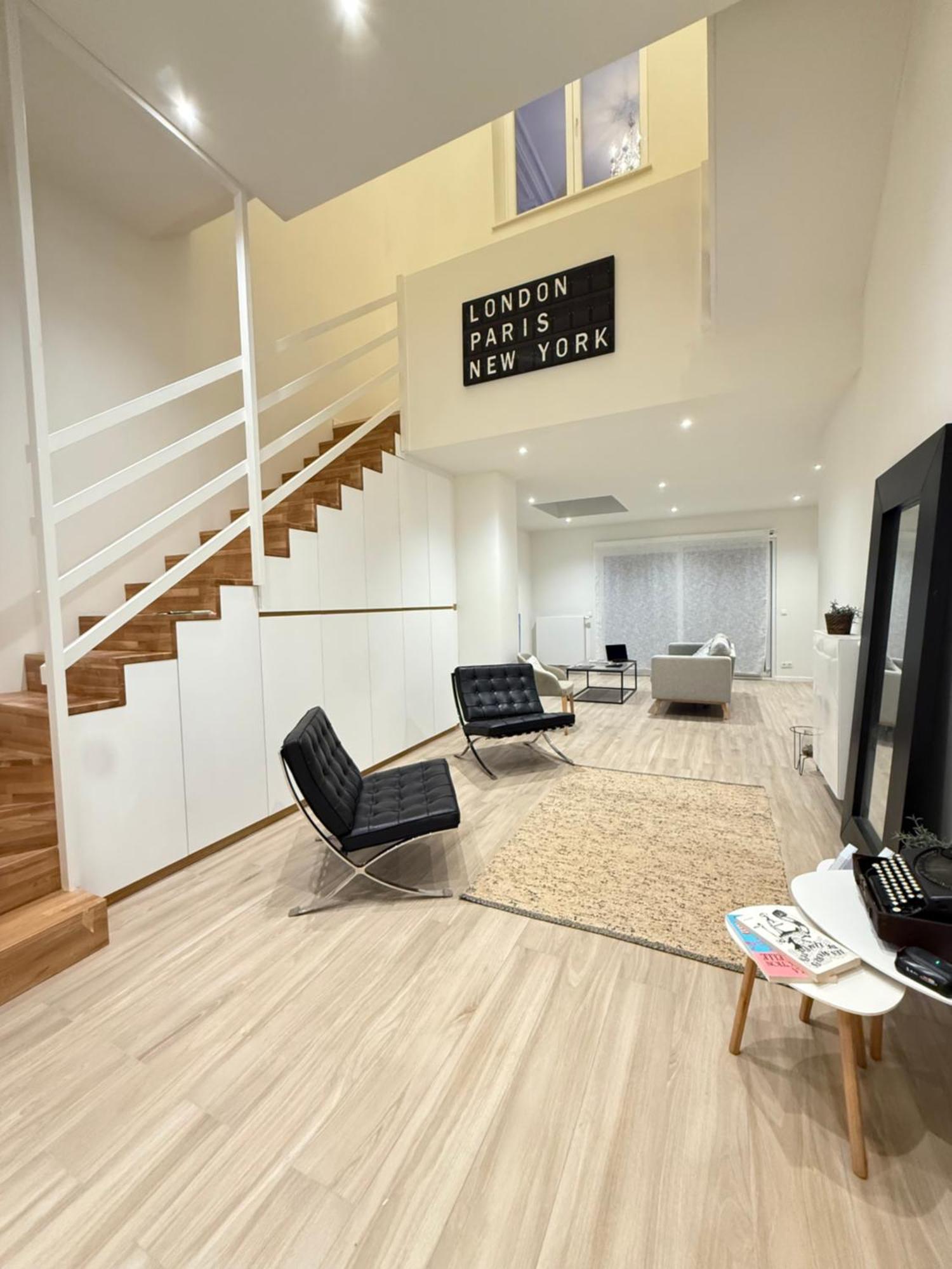 The Gallery Saint-gilles Homestay