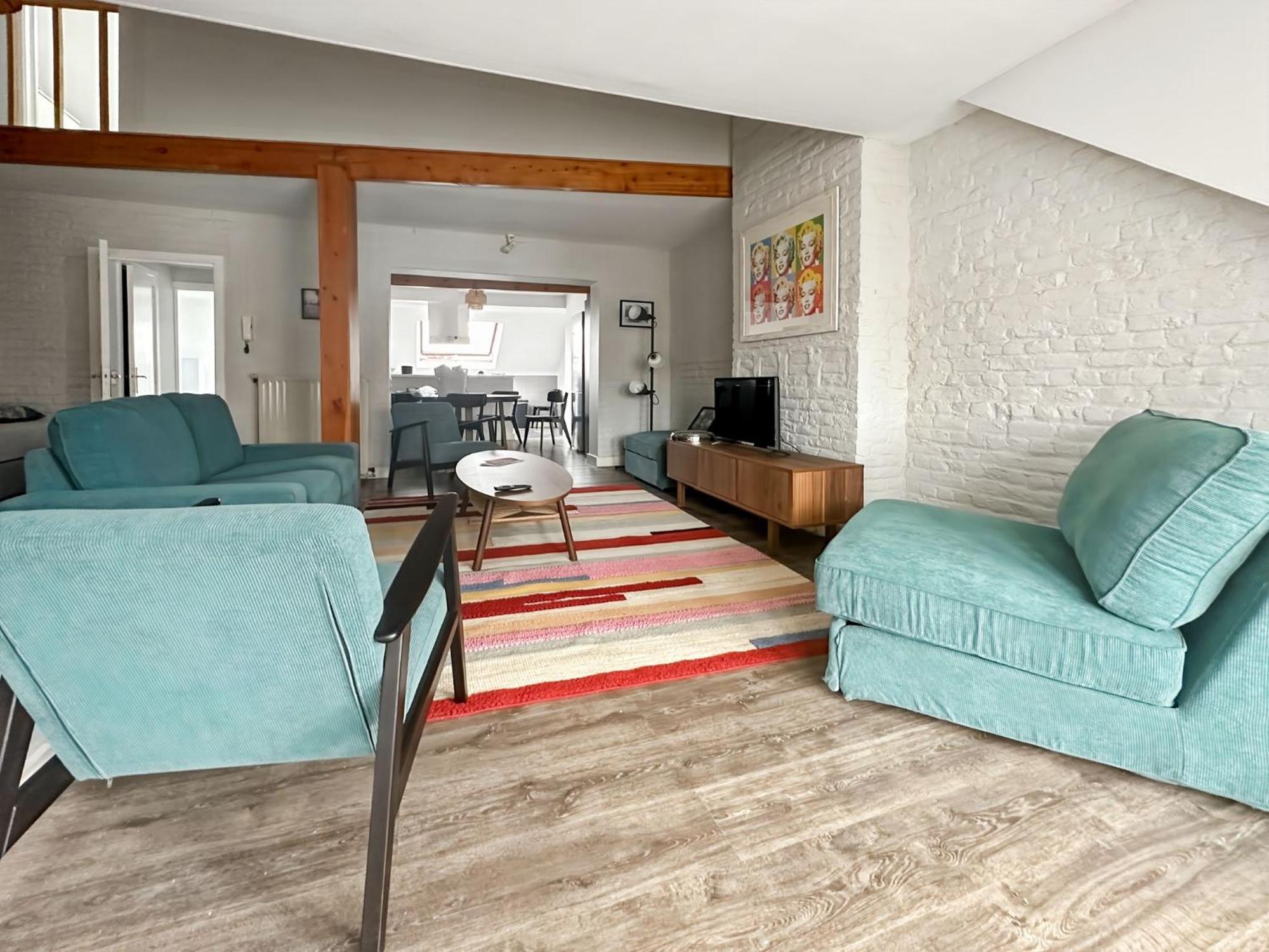 Charming Entire Duplex For 5 In Saint-gilles,